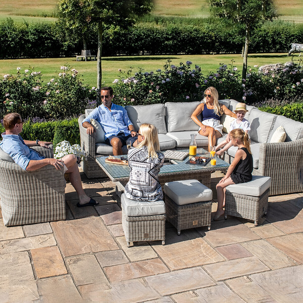Homeflair - Oxford Deluxe Large Rattan Corner Dining Set