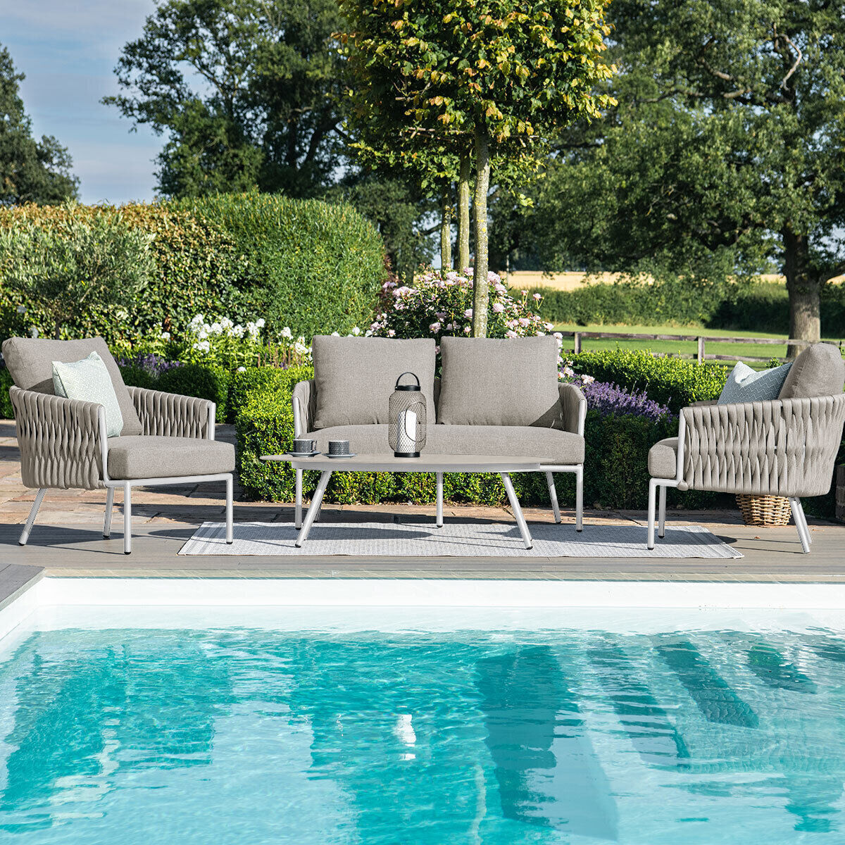 Homeflair - Marina 2 Seat Rope Weave Sofa Set