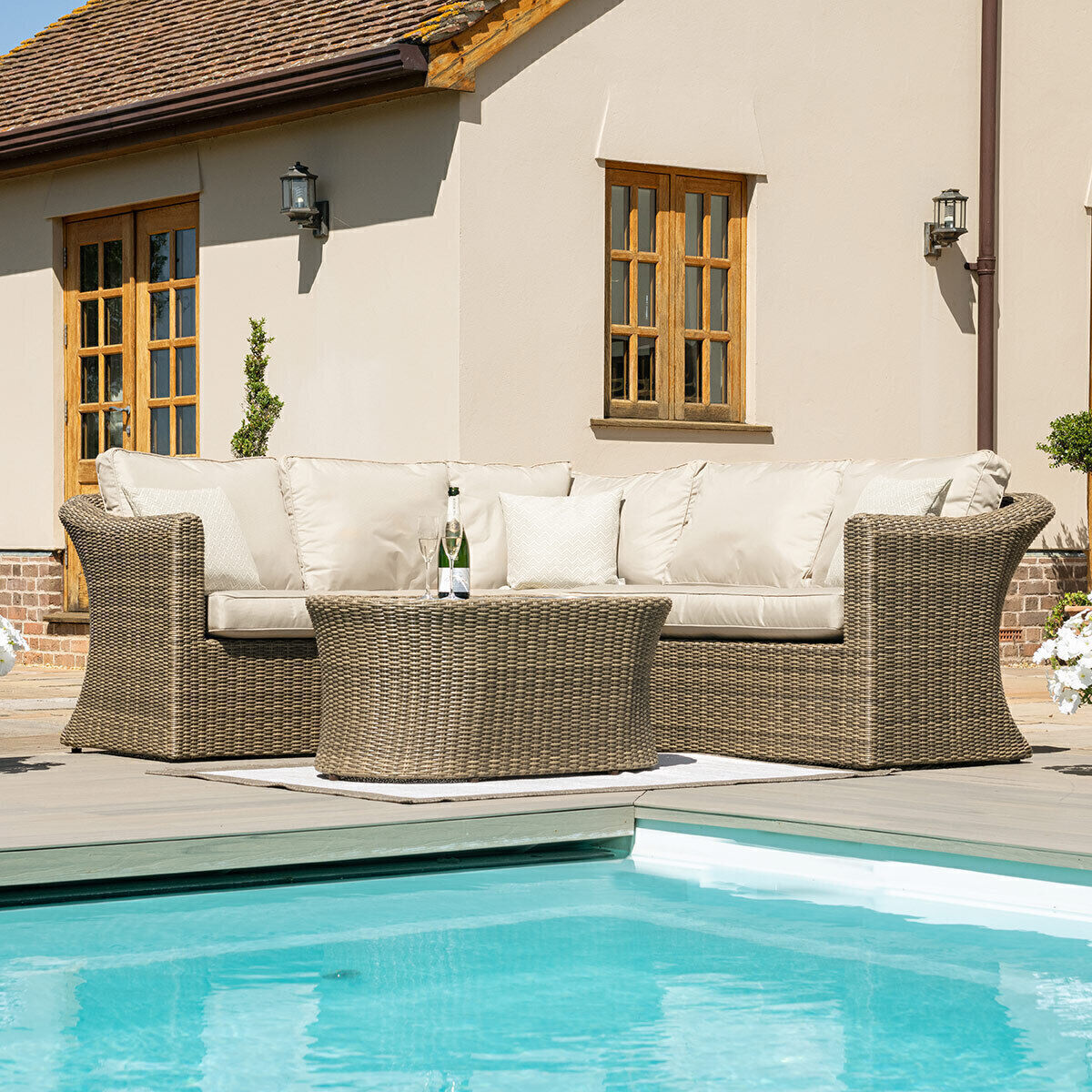 Homeflair - Winchester Small Rattan Corner Group