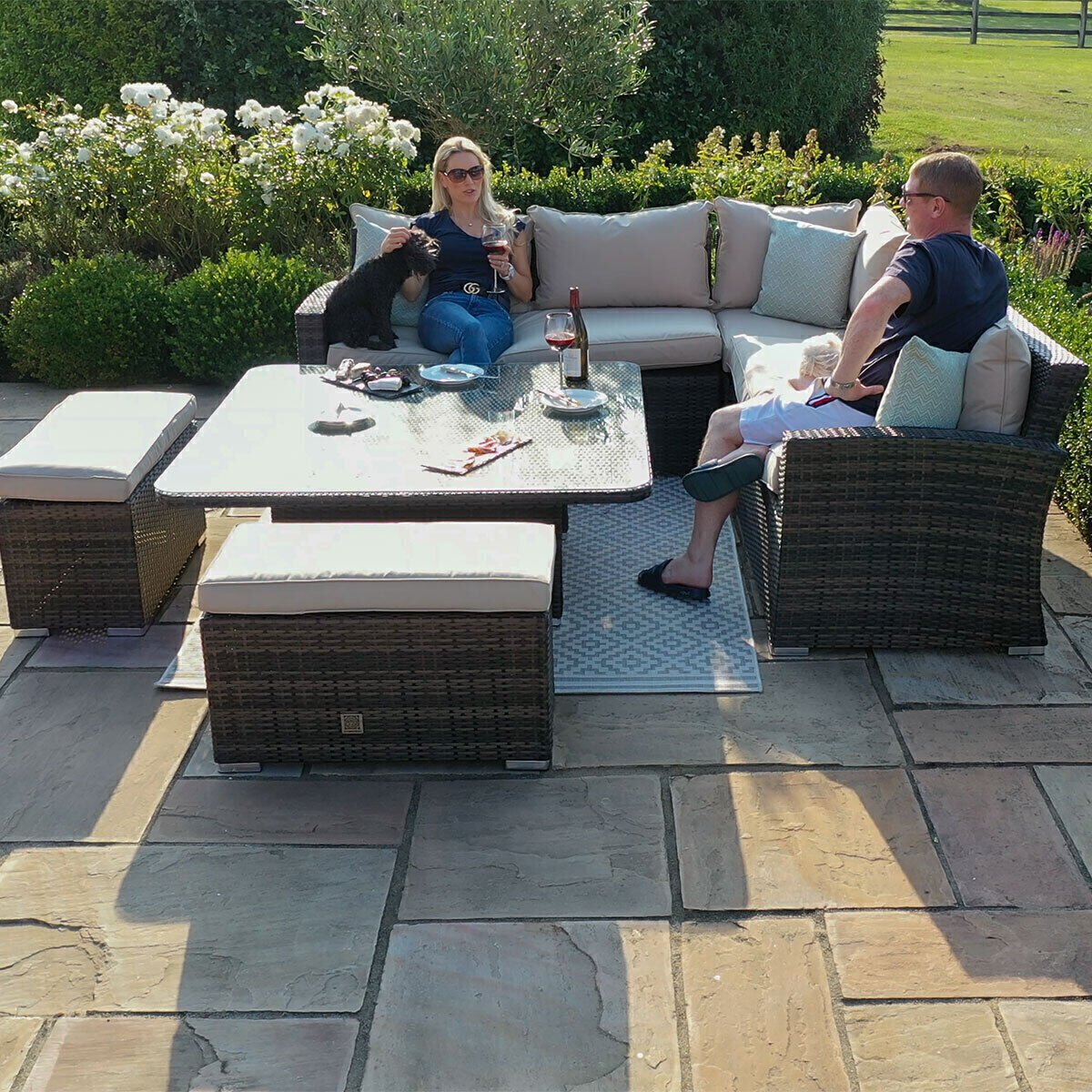 Homeflair – Deluxe Kingston Rattan Corner Dining Set