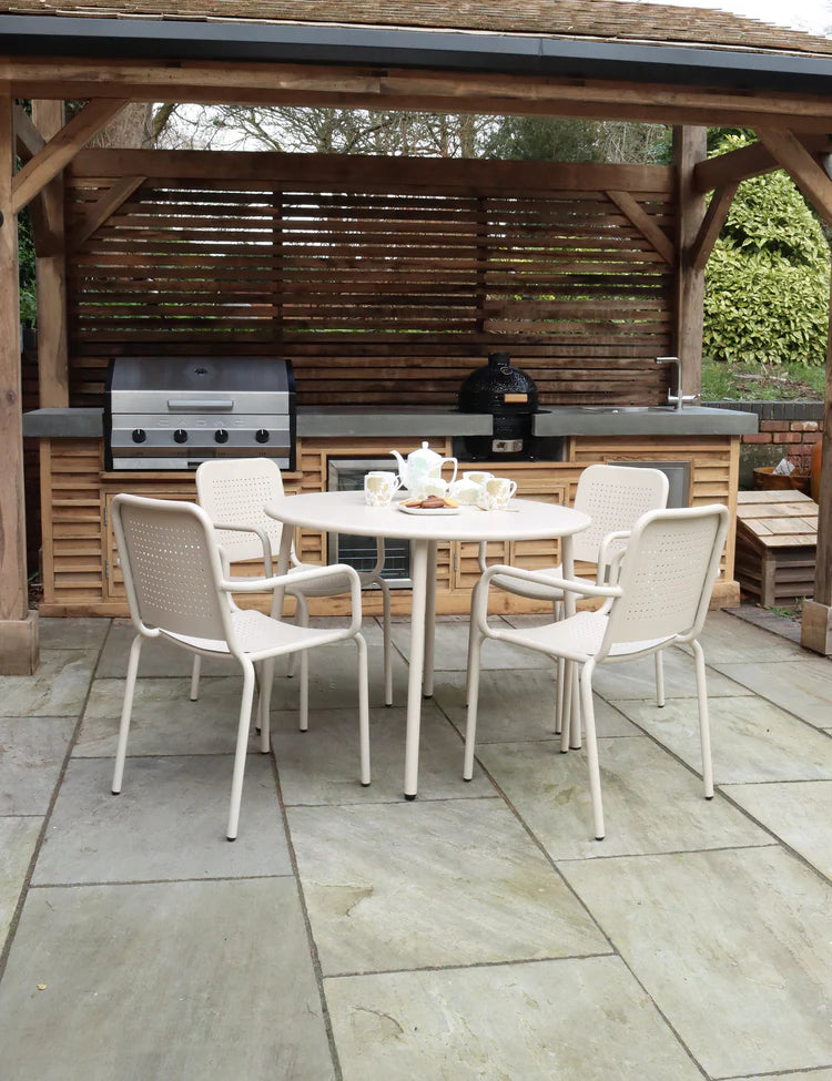 Porto 4 Seater Round Dining Set in Champagne