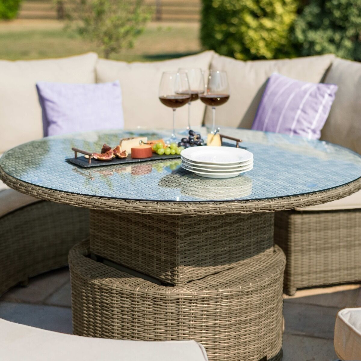 Homeflair - Winchester Rattan Lifestyle Suite