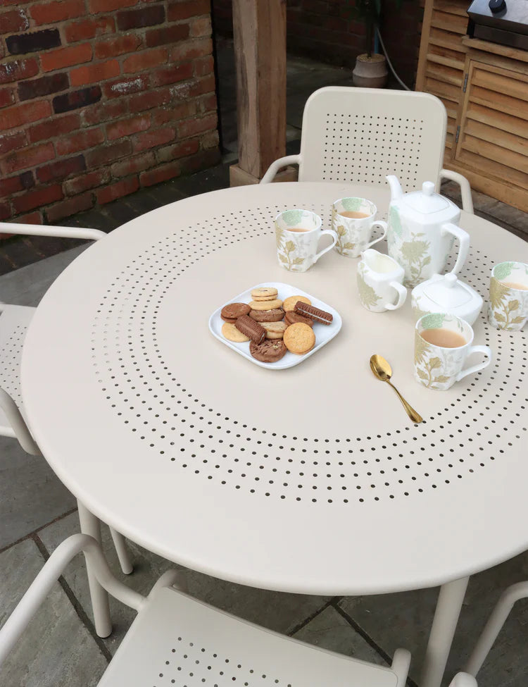 Porto 4 Seater Round Dining Set in Champagne