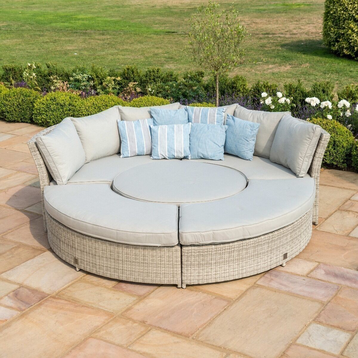 Homeflair - Oxford Rattan Lifestyle Suite