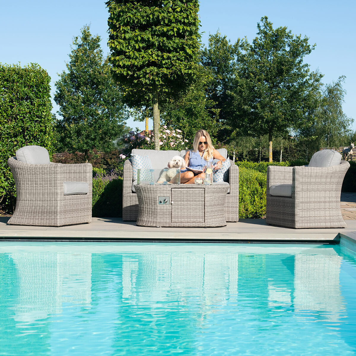 Homeflair – Oxford 2 Seat Rattan Sofa Set