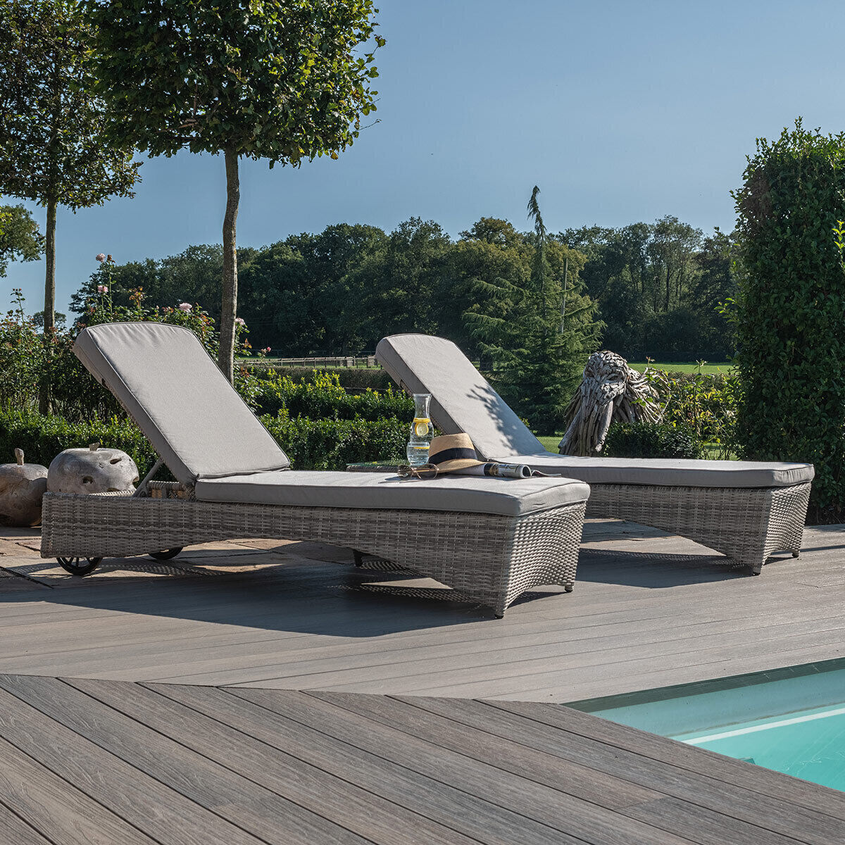 Homeflair - Oxford Rattan Sunlounger Set
