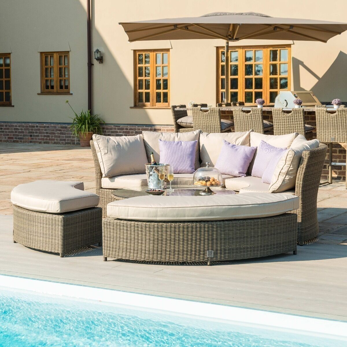 Homeflair - Winchester Rattan Lifestyle Suite
