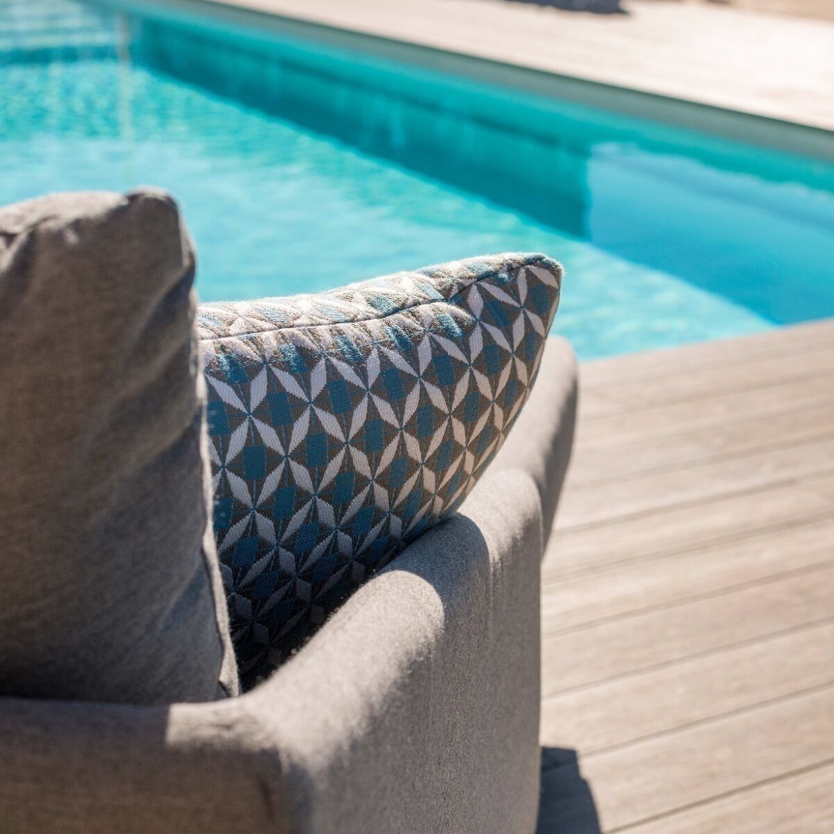 Homeflair -Pair of Outdoor Sunbrella Fabric Scatter Cushion