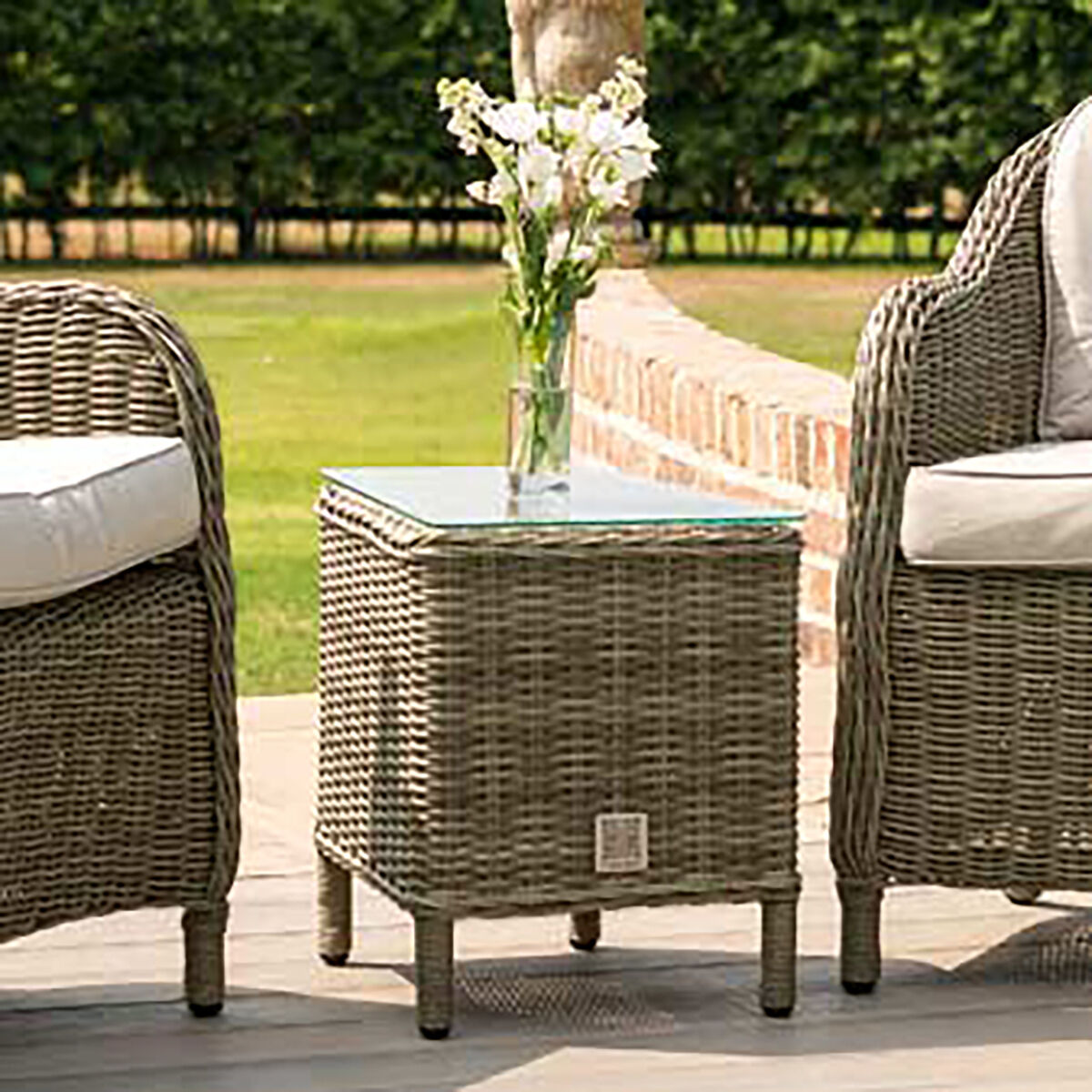 Homeflair - Winchester Rattan Bistro Set