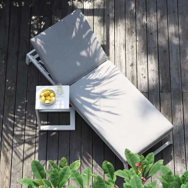 Outdoor Fabric Allure Sunlounger