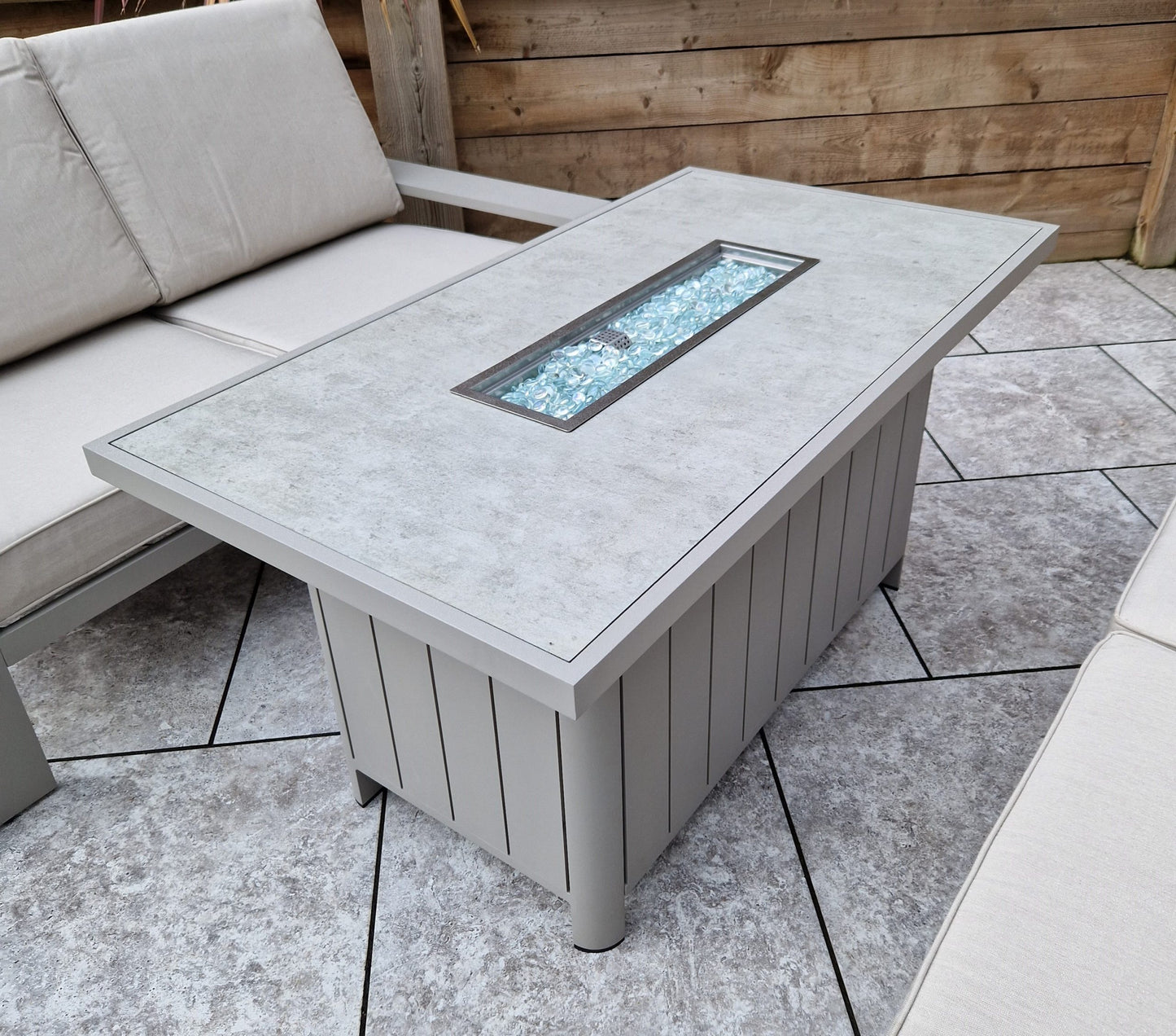 Venus 2 + 2 Seater with Firepit Table | Venu0417