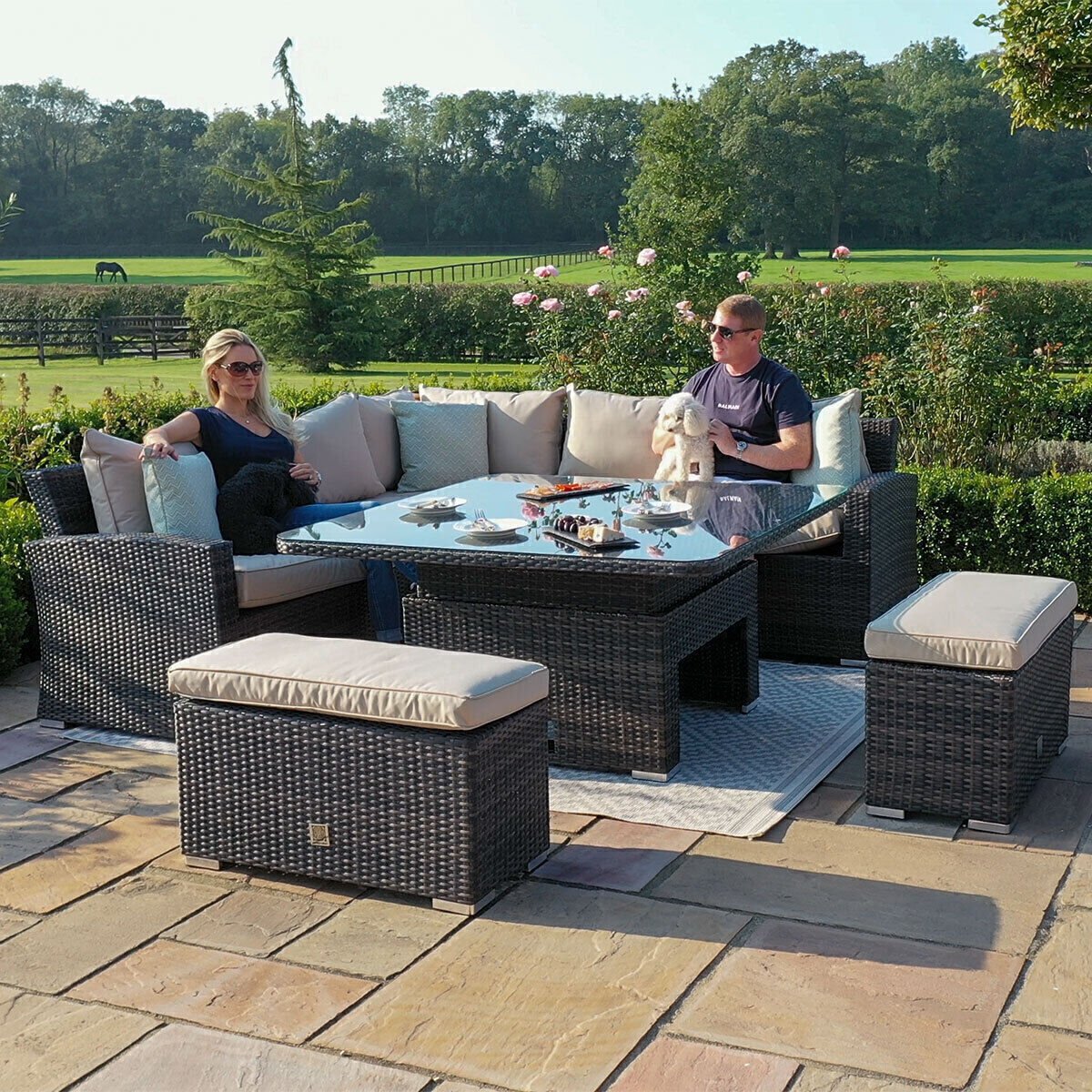 Homeflair – Deluxe Kingston Rattan Corner Dining Set