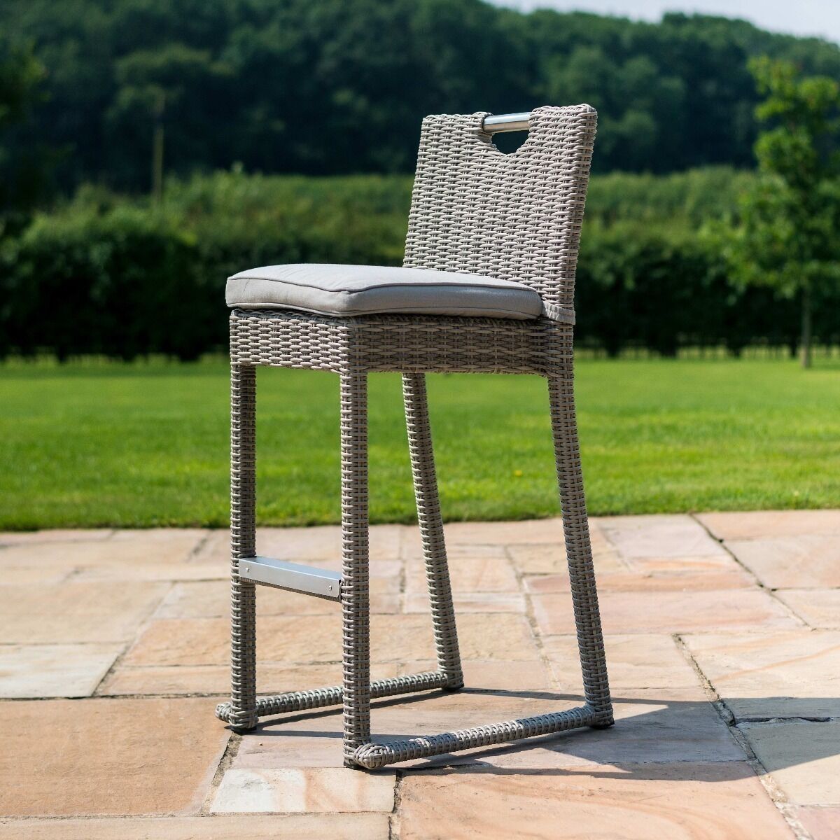 Homeflair - Oxford 6 Seat Round Rattan Bar Set