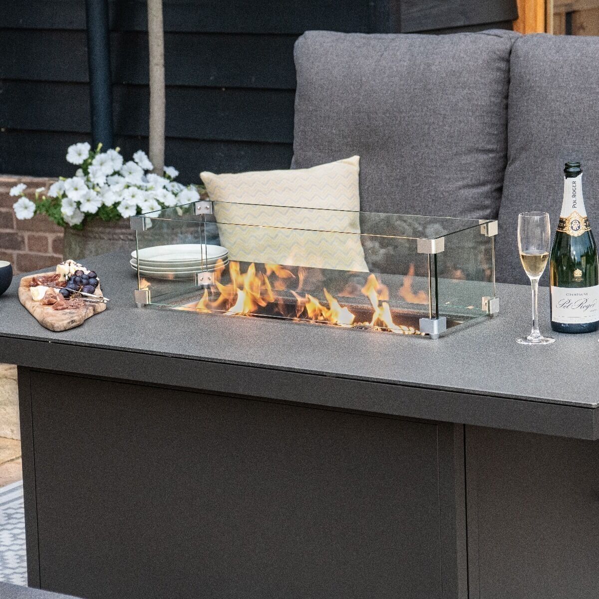 Homeflair - Aluminium Fire Pit Dining Table