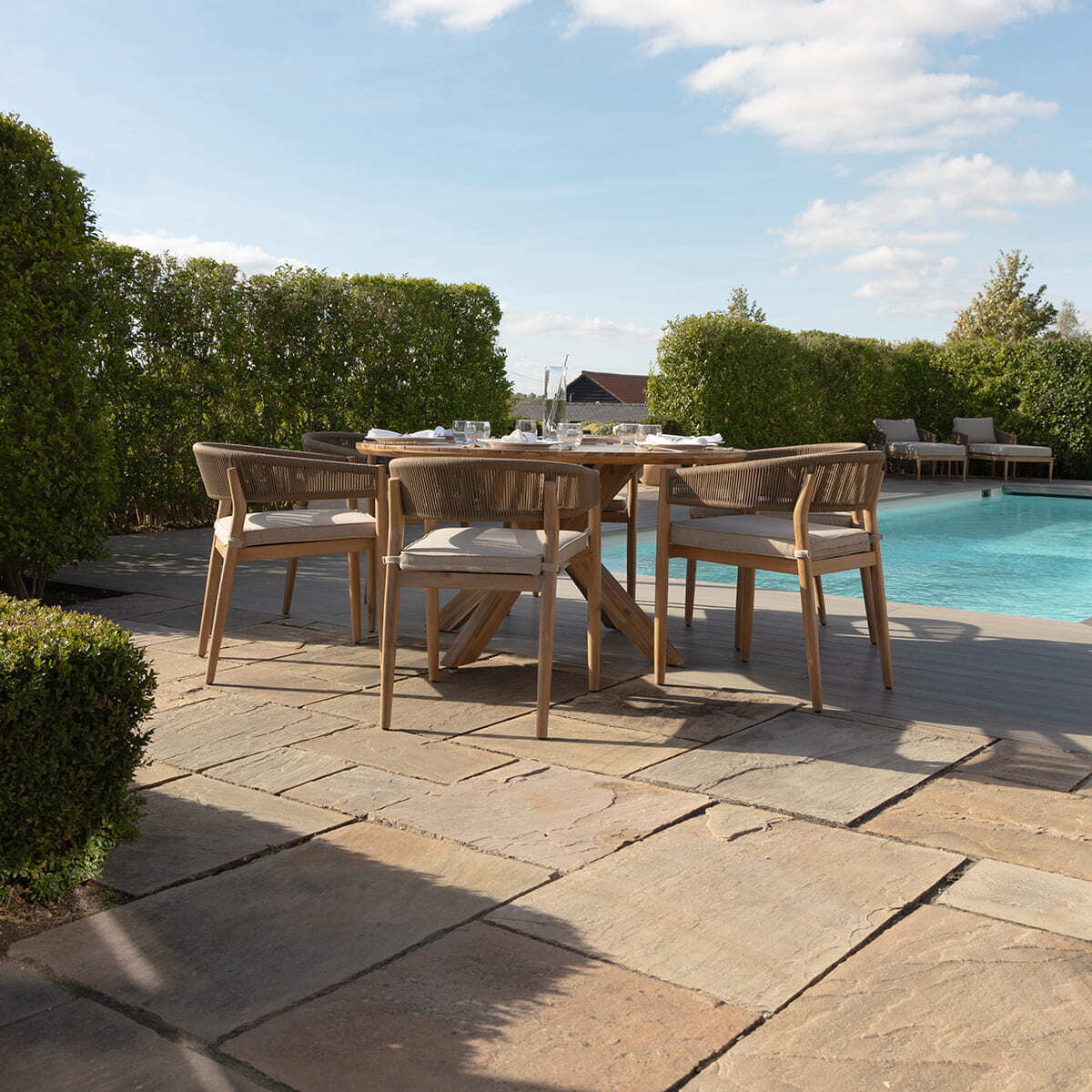 Homeflair - Porto Rope Weave Dining Set