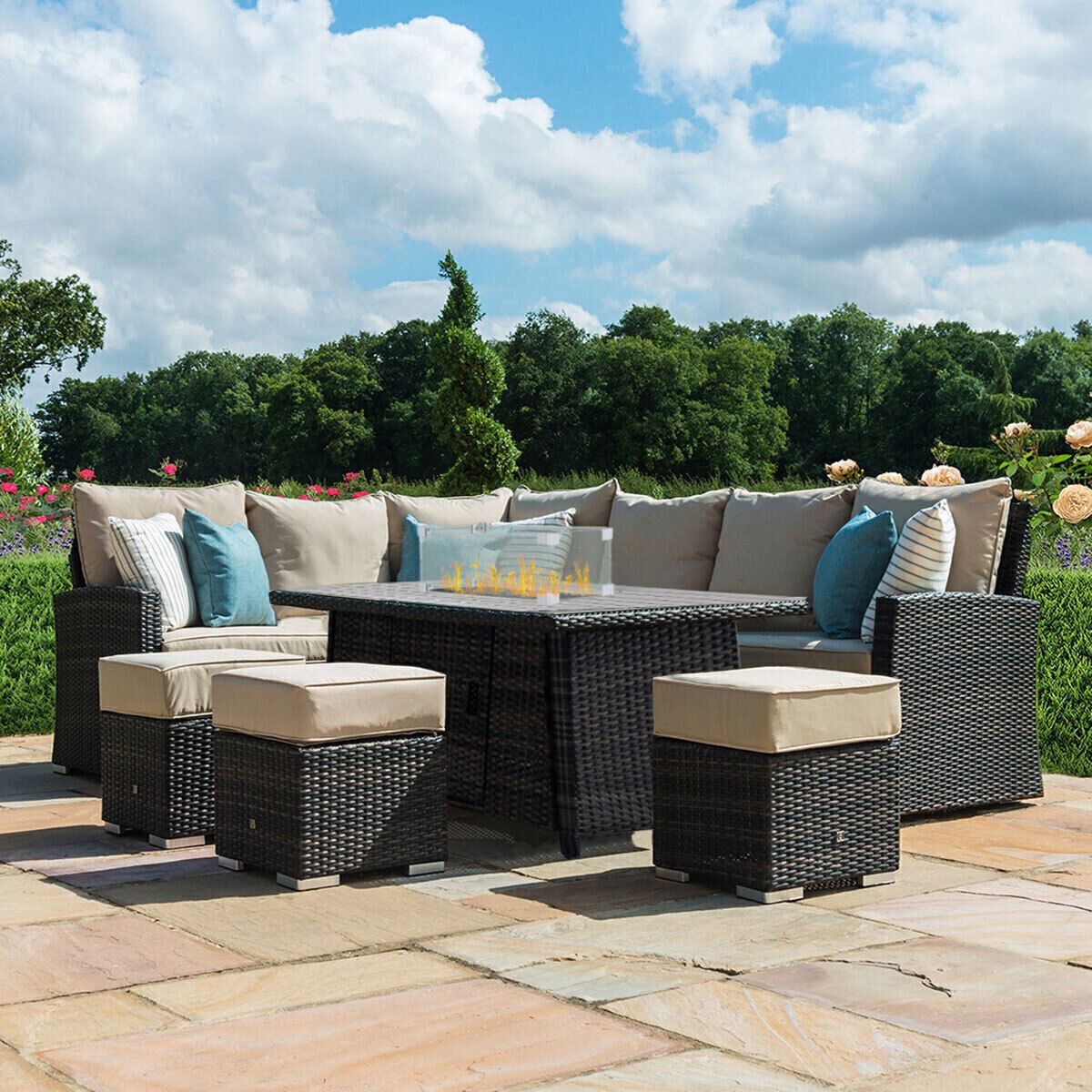 Homeflair - Kingston Corner Rattan Dining Set