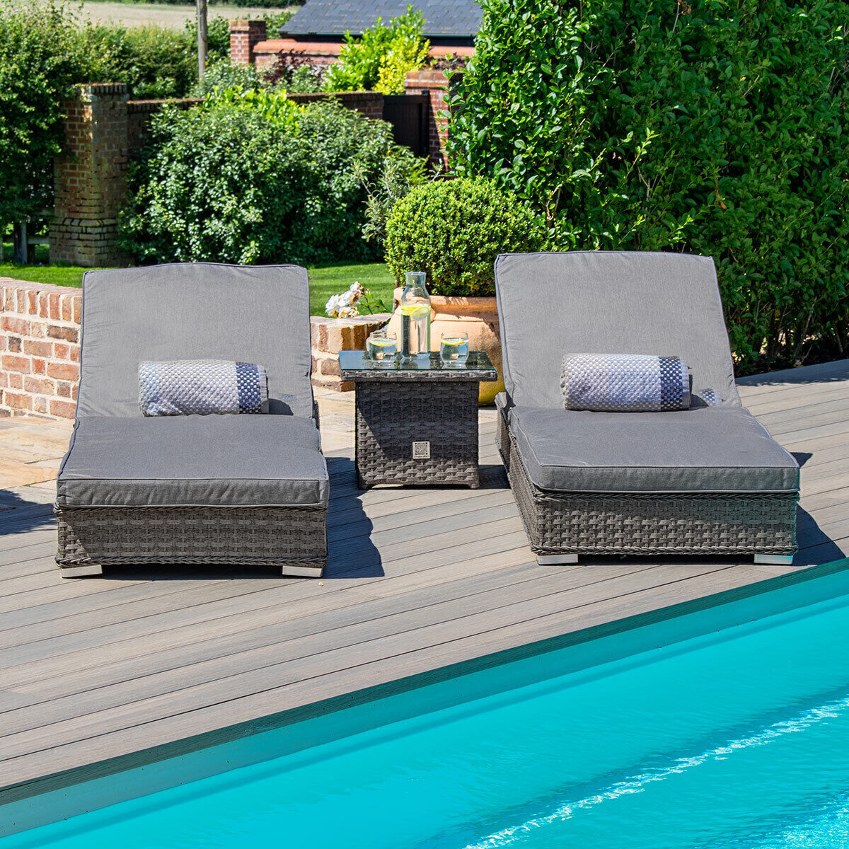 Homeflair - Victoria Rattan Sunlounger Set