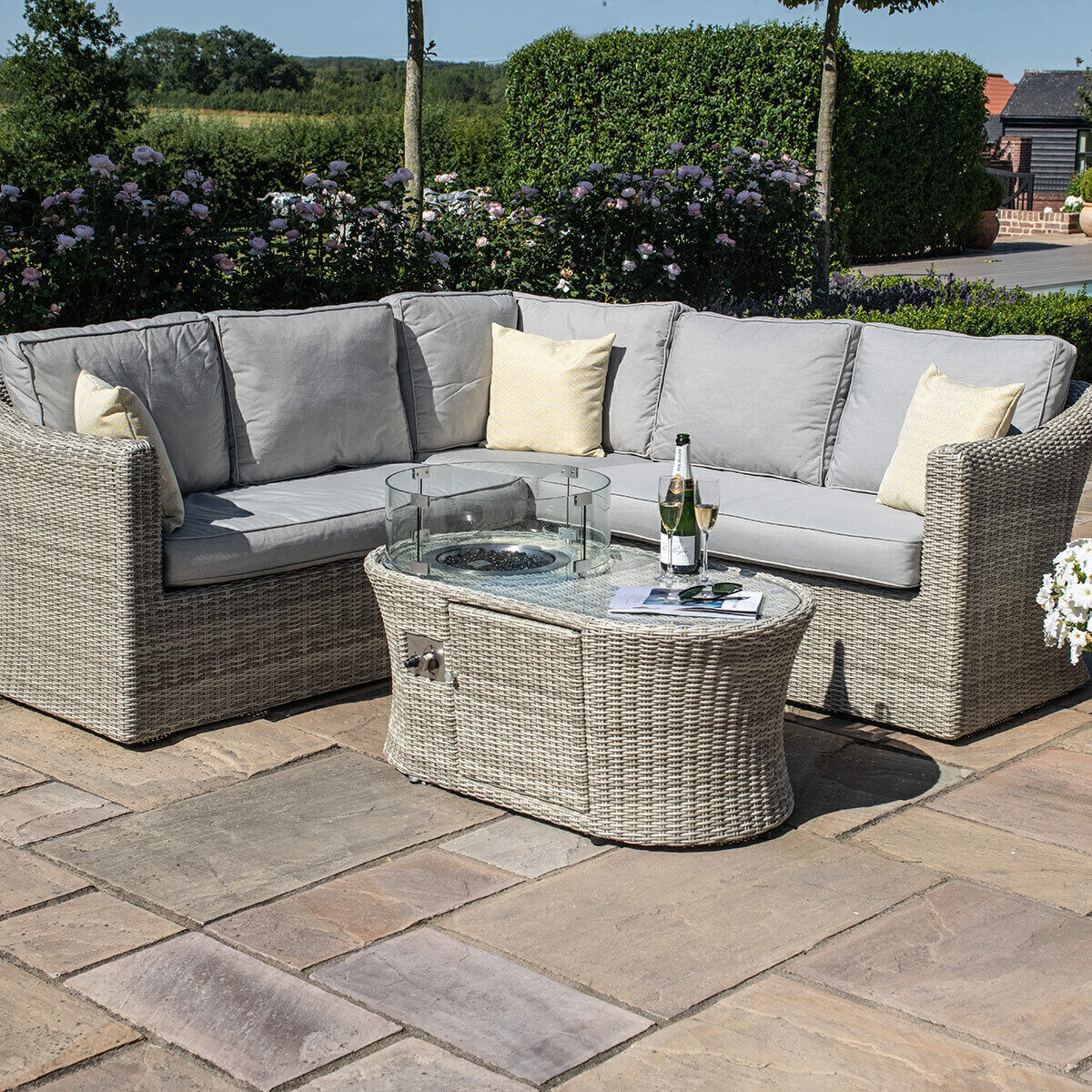 Homeflair - Oxford Small Rattan Corner Group
