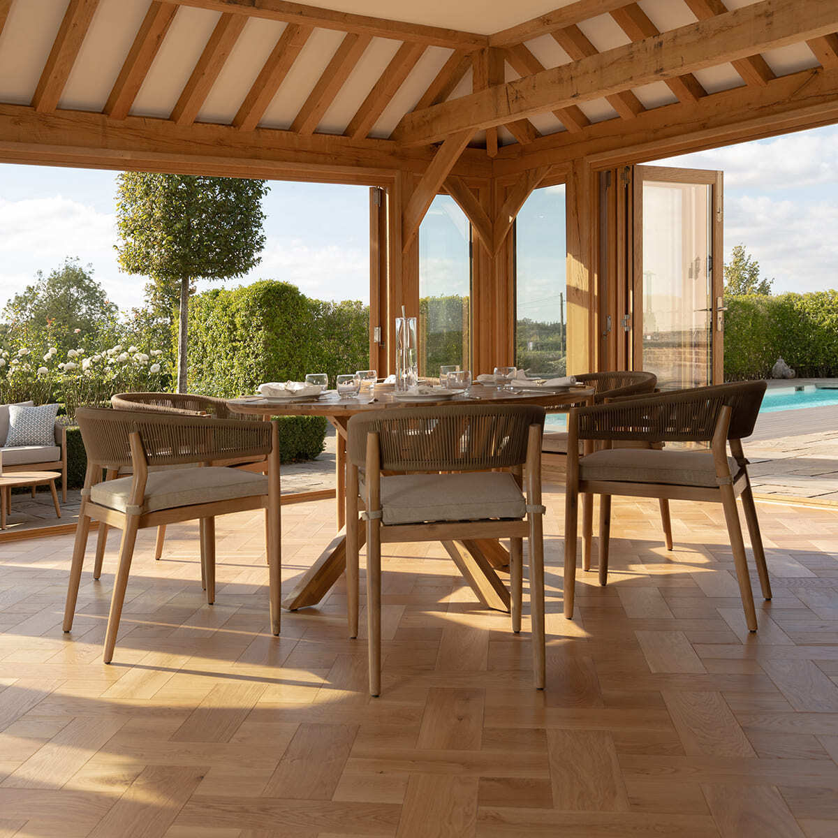 Homeflair - Porto Rope Weave Dining Set