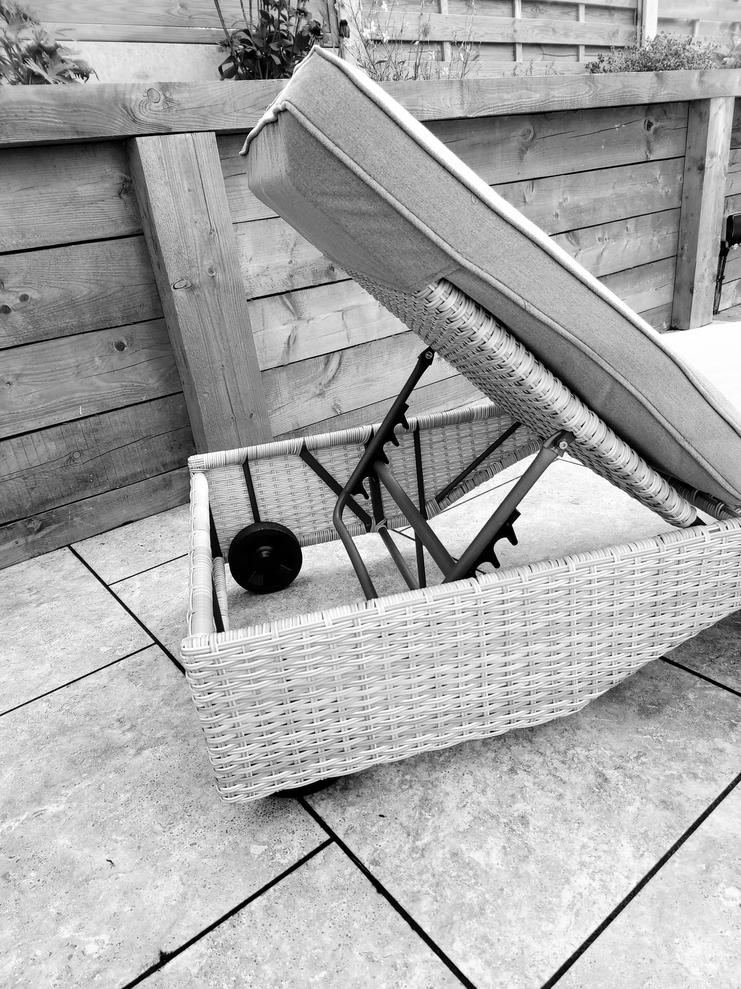 Rattan Meghan Sun Lounger Set with Drinks Table | Megh0402