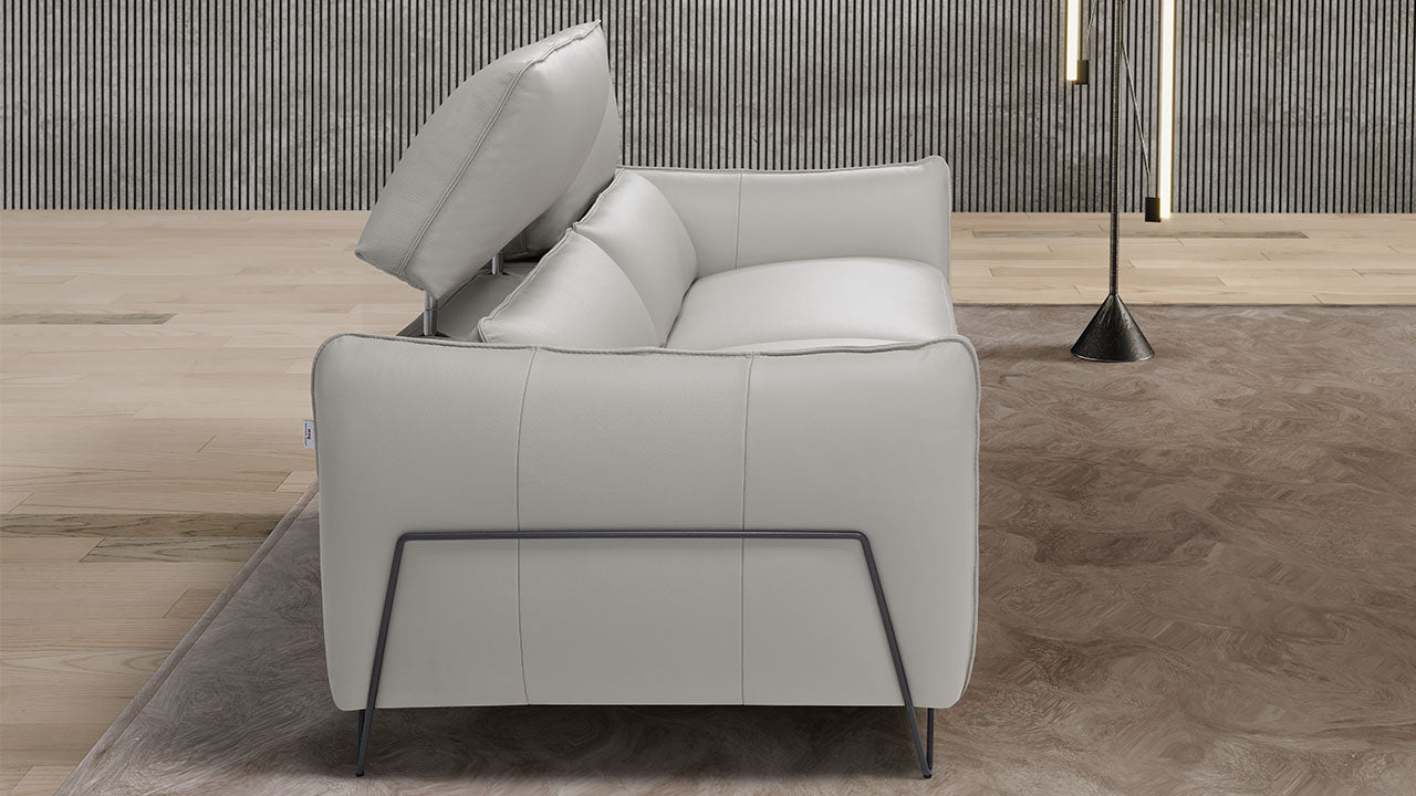 Nashira Leather Sofa Collection | Newtrend Concepts Italia