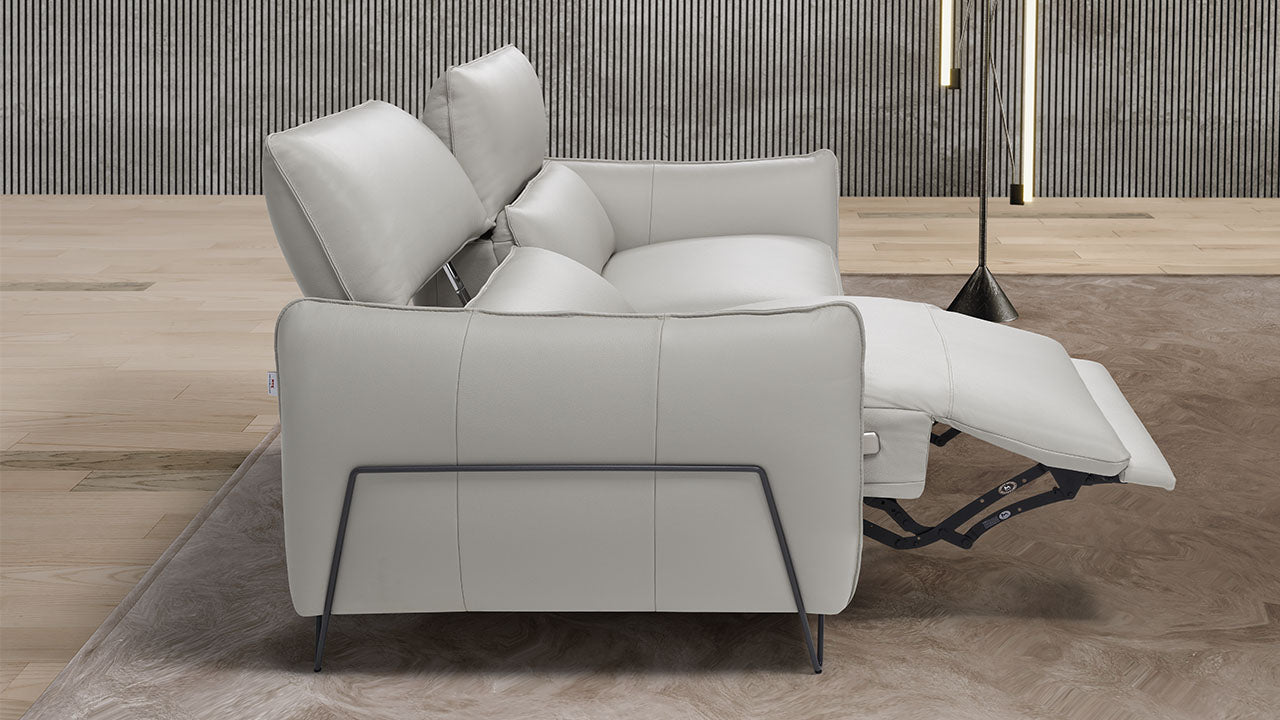 Nashira Leather Sofa Collection | Newtrend Concepts Italia