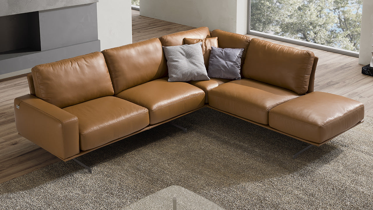 Nuvolari Leather Sofa Collection | Newtrend Concepts Italia