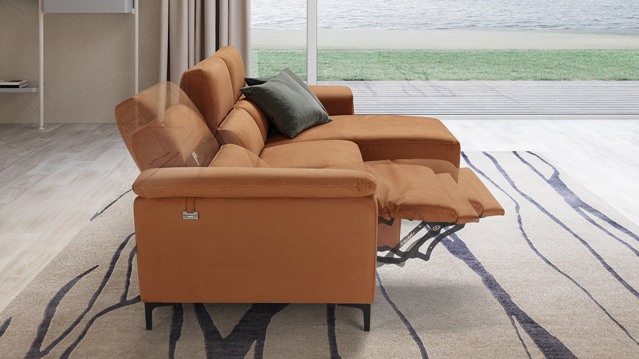 Tawney Leather Sofa Collection | Newtrend Concepts Italia