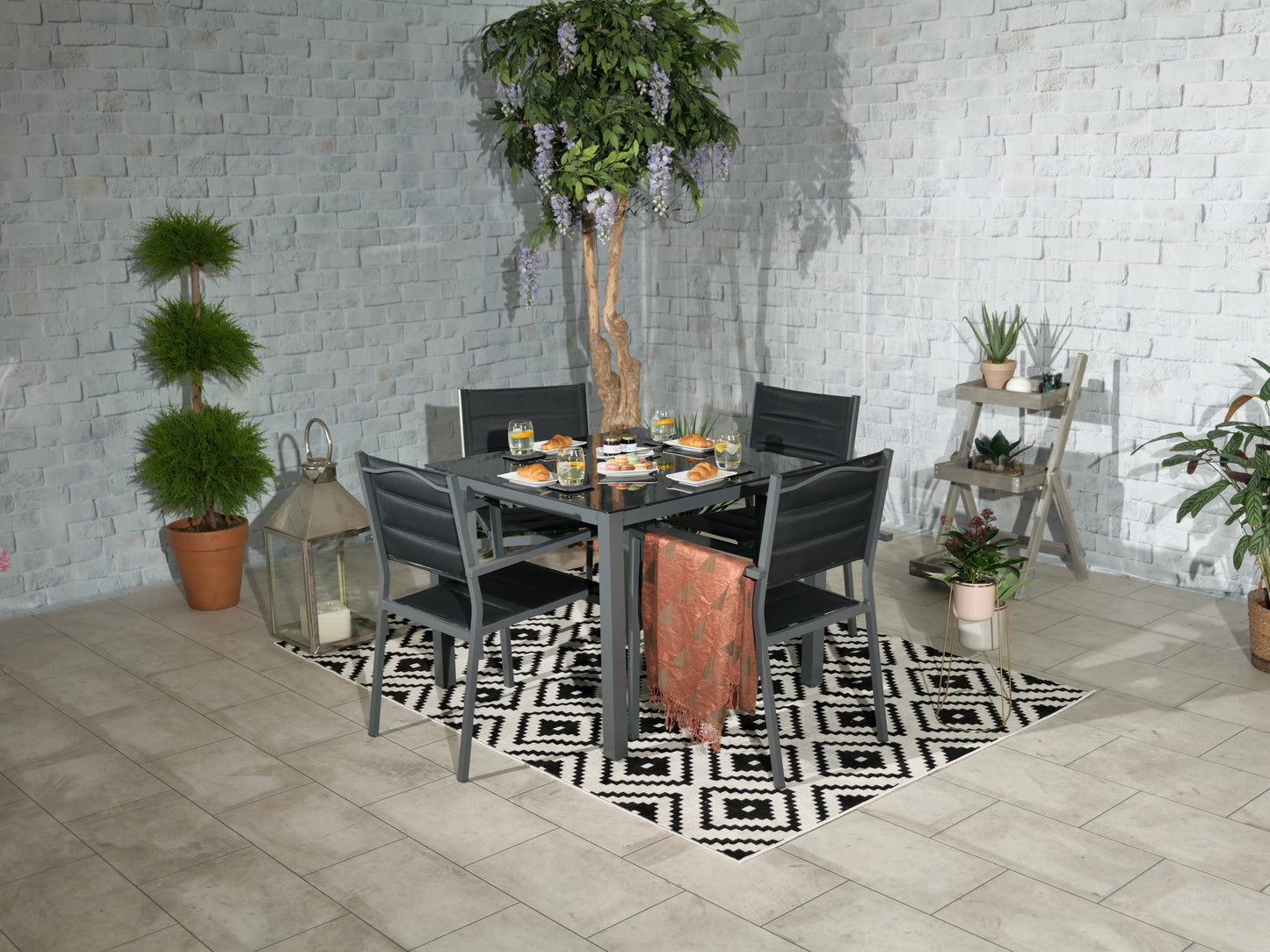 Sorrento 4 Seater Dining Set Including Parasol | AMIR | SOR-01