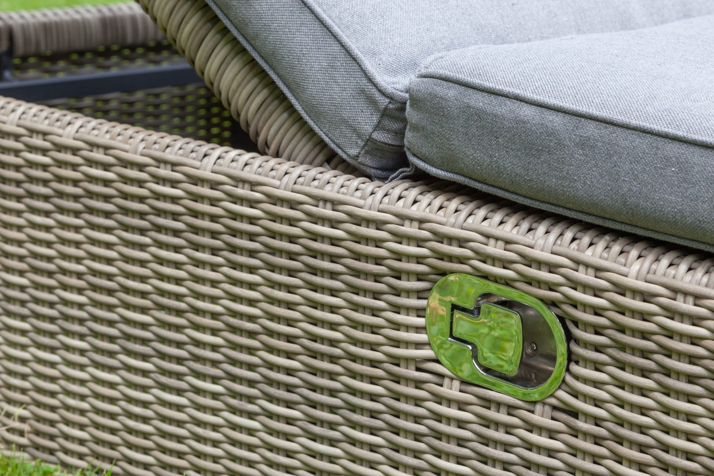 Rattan Wentworth Sun Lounger | AMIR | WEN013-WS