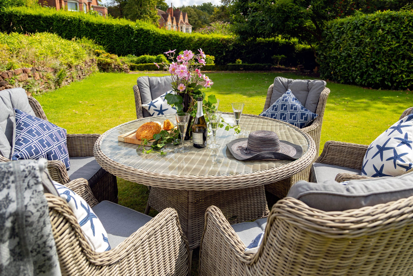 Rattan Wentworth 6 Seater Round Imperial Dining Set | AMIR | WEN140COM-WS
