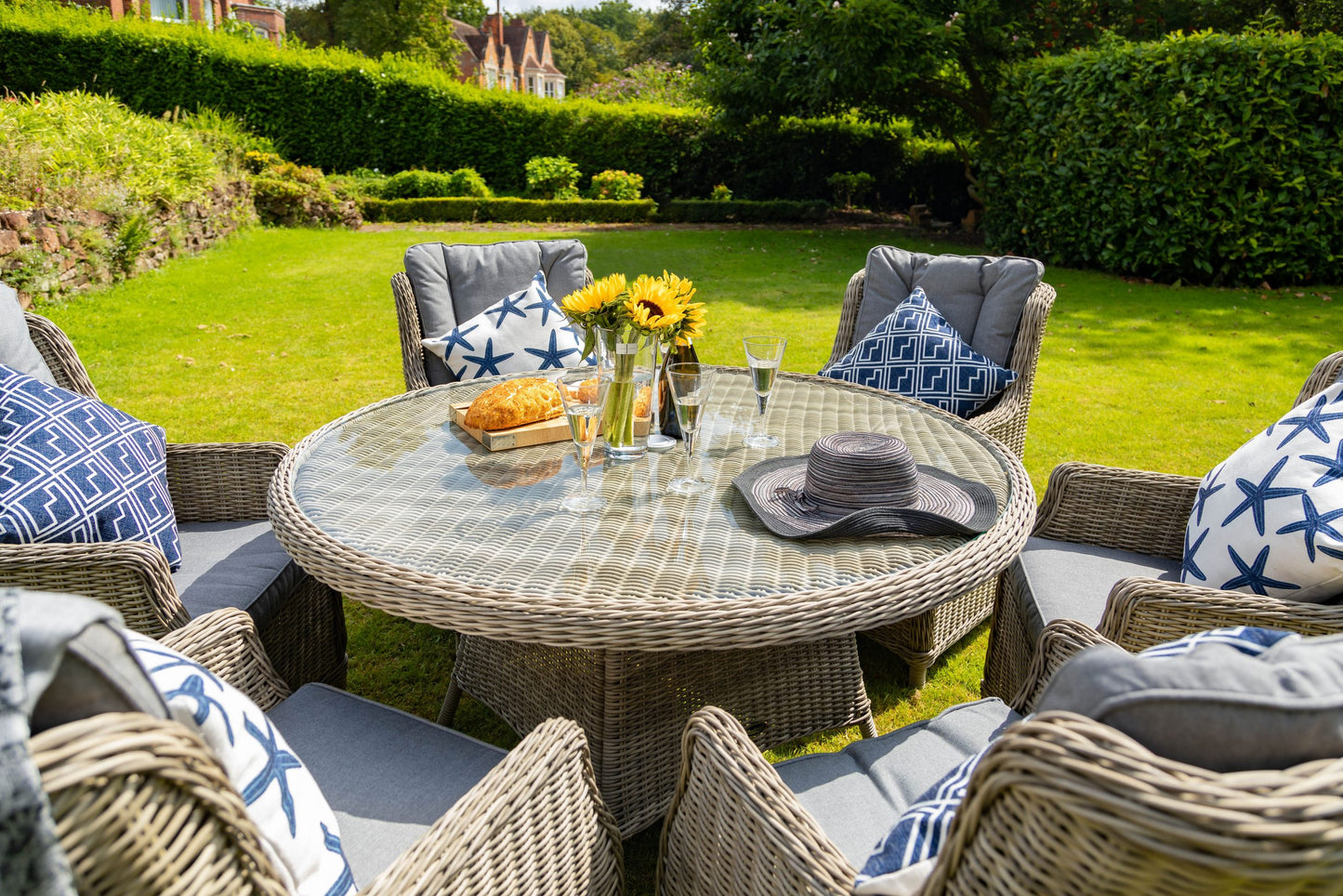 Rattan Wentworth 6 Seater Round Imperial Dining Set | AMIR | WEN140COM-WS