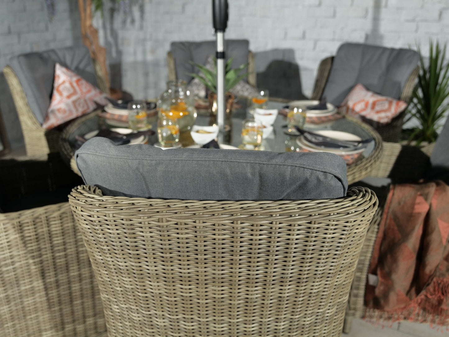 Rattan Wentworth 6 Seater Round Imperial Dining Set | AMIR | WEN140COM-WS