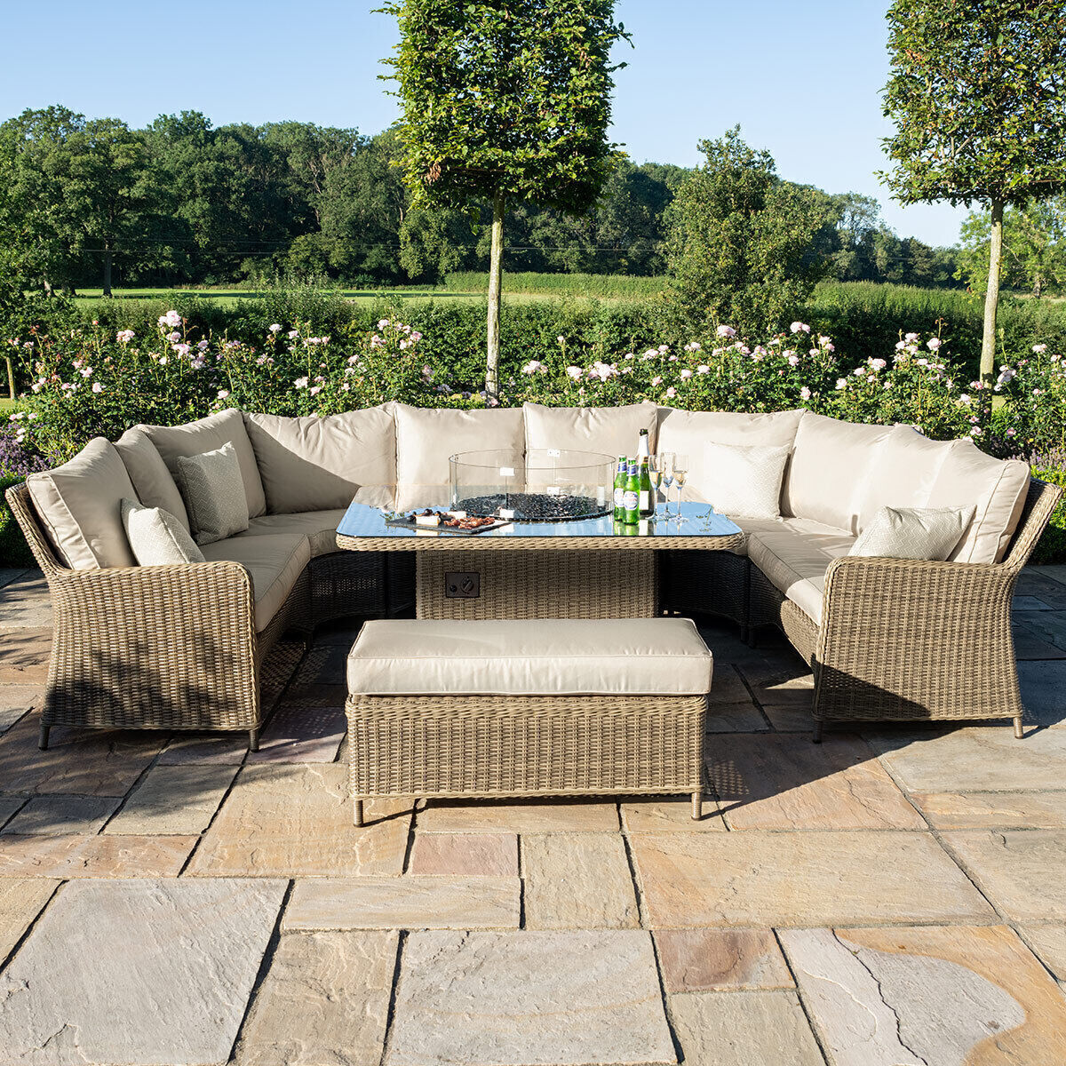 Homeflair - Winchester Royal U-Shaped Rattan Sofa Set