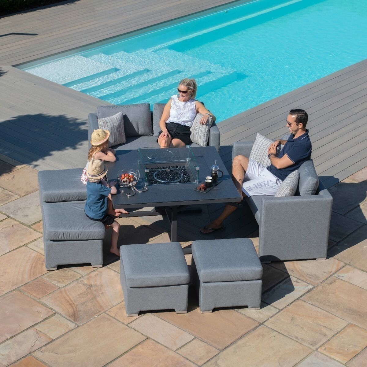 Homeflair -Outdoor Fabric Fuzion Cube Sofa Set