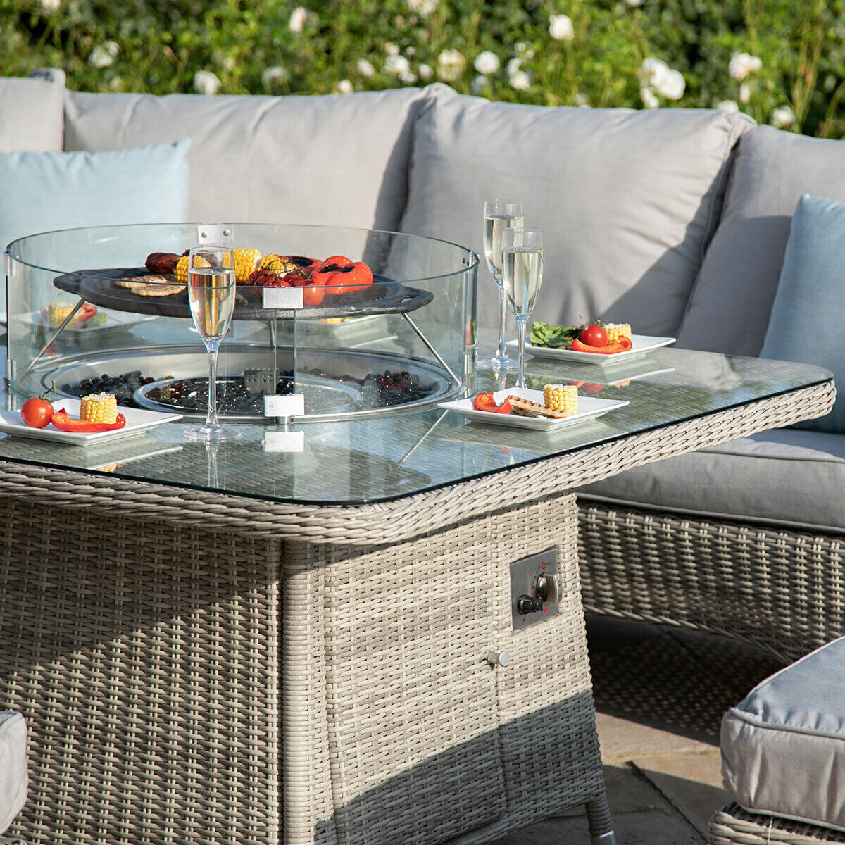 Homeflair - Oxford Royal Rattan Corner Dining Sofa Set