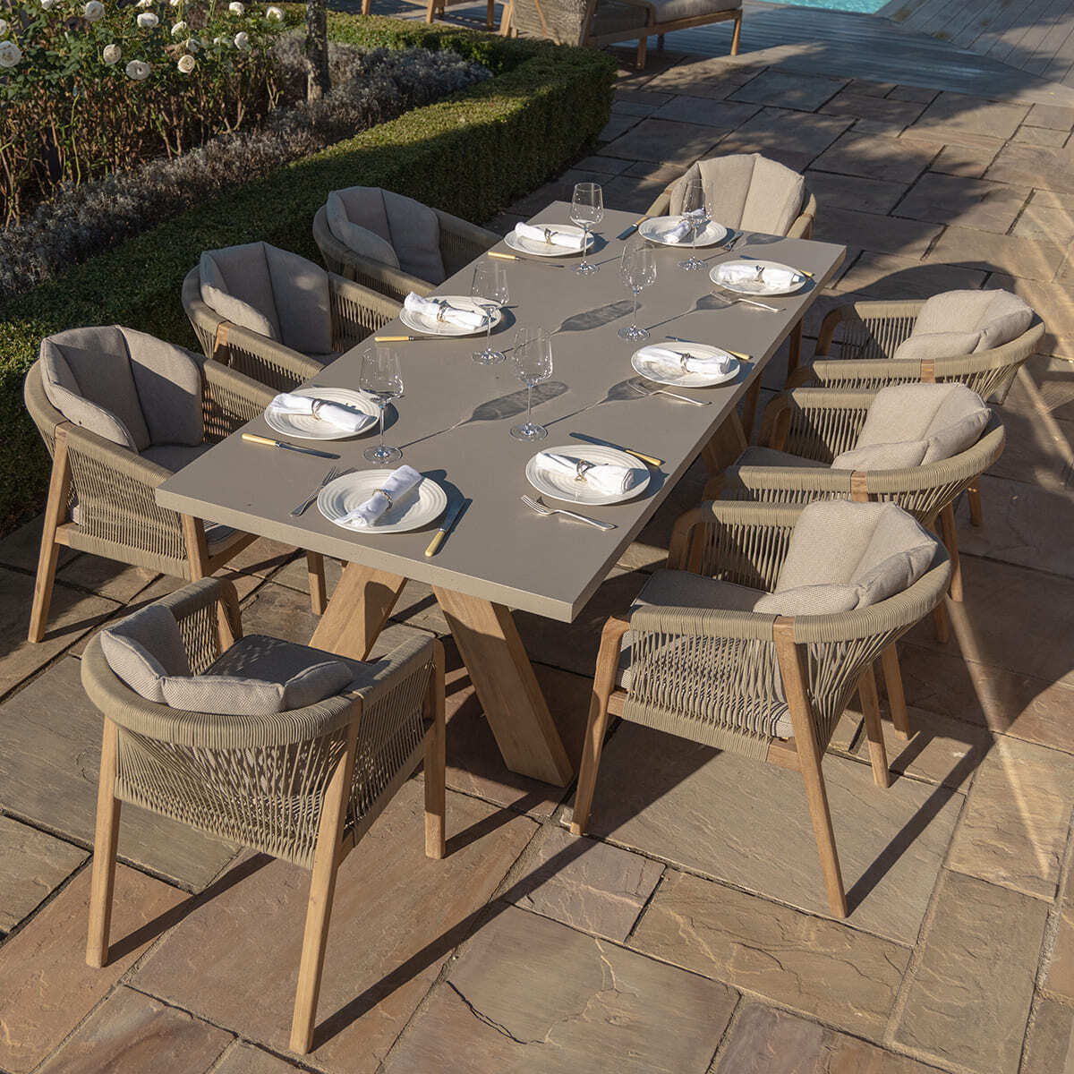 Maze Living - Martinique Rope Weave 6 Seat Round Dining Set