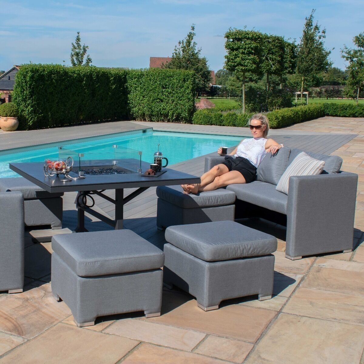 Homeflair -Outdoor Fabric Fuzion Cube Sofa Set