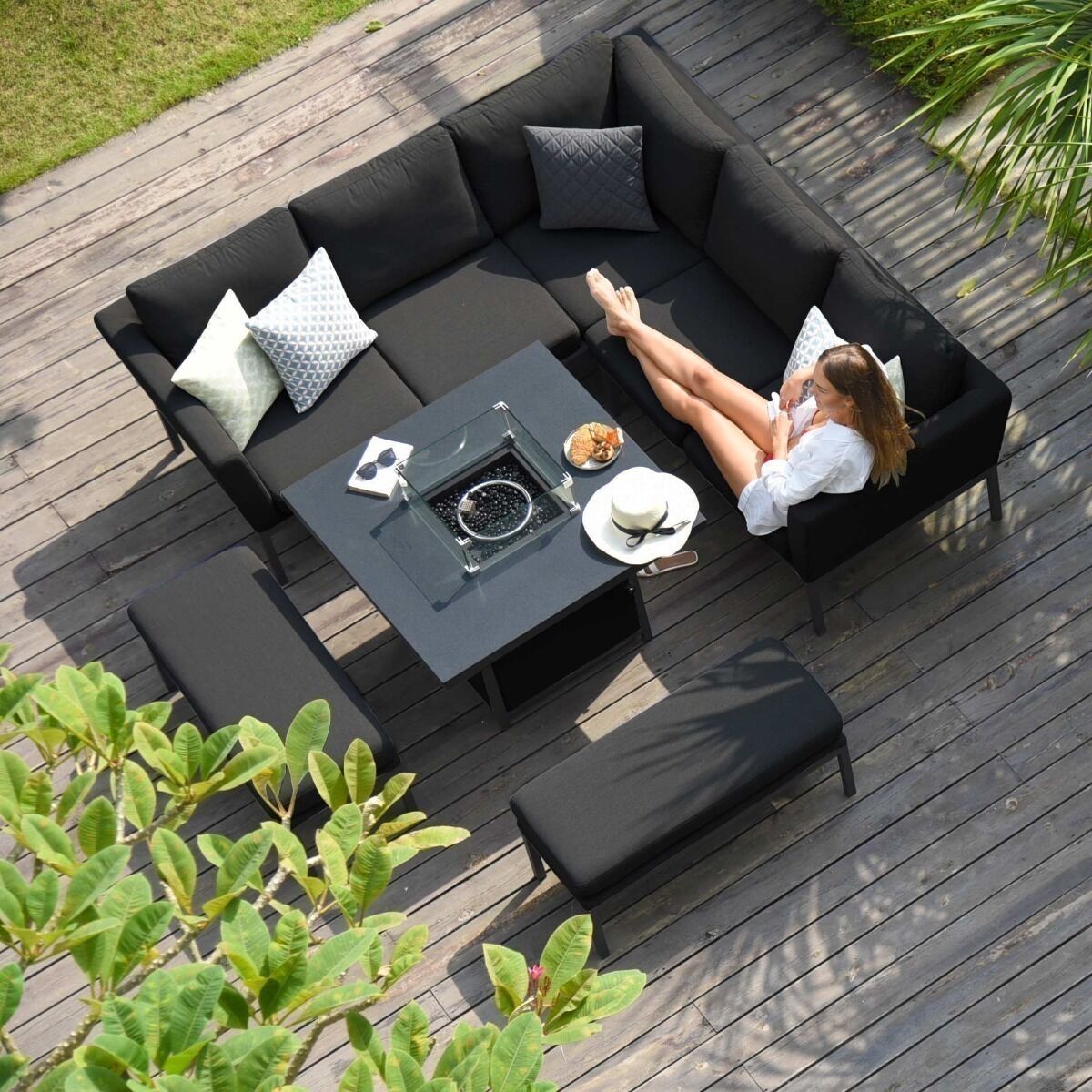 Homeflair -Outdoor Fabric Pulse Dining Set