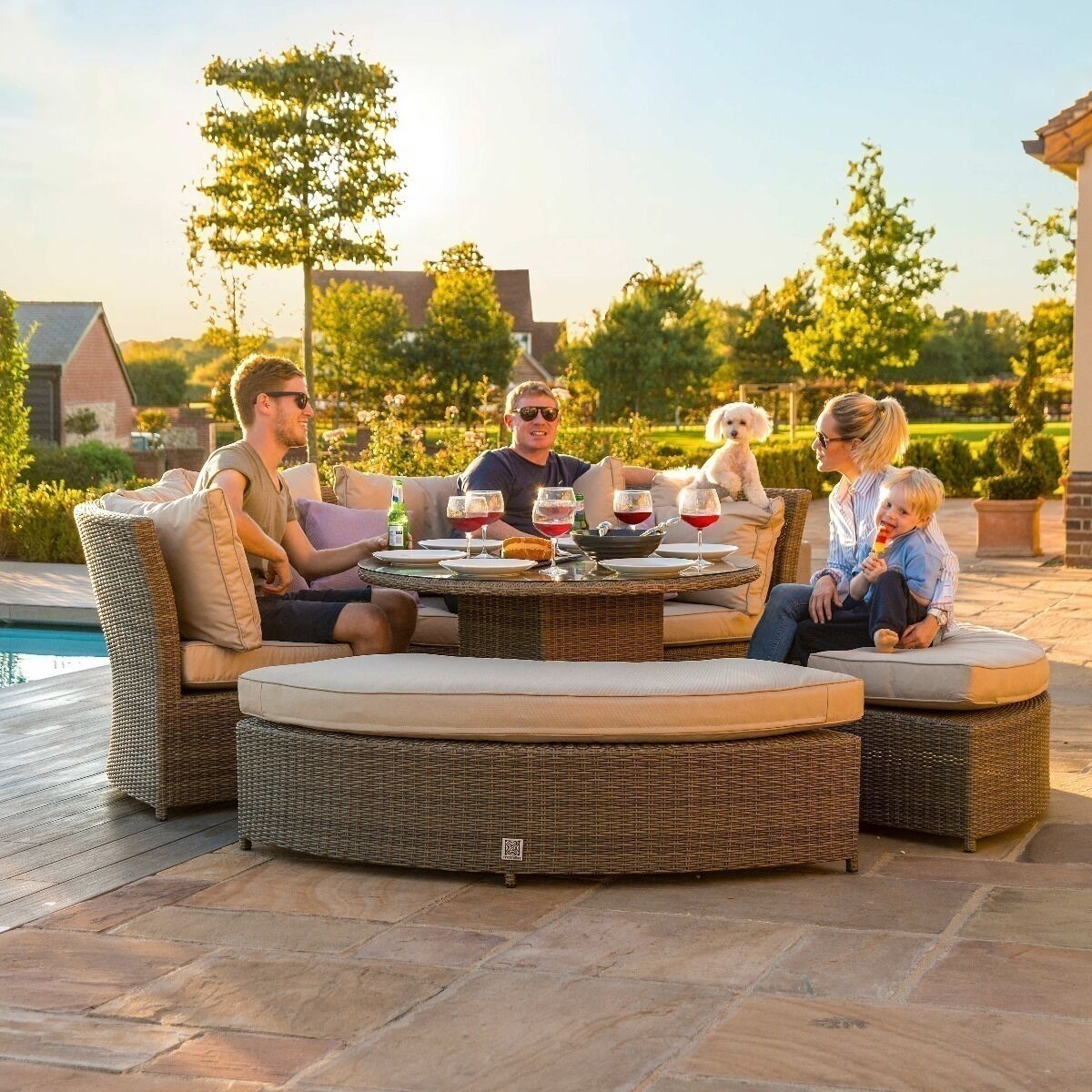 Homeflair - Winchester Rattan Lifestyle Suite