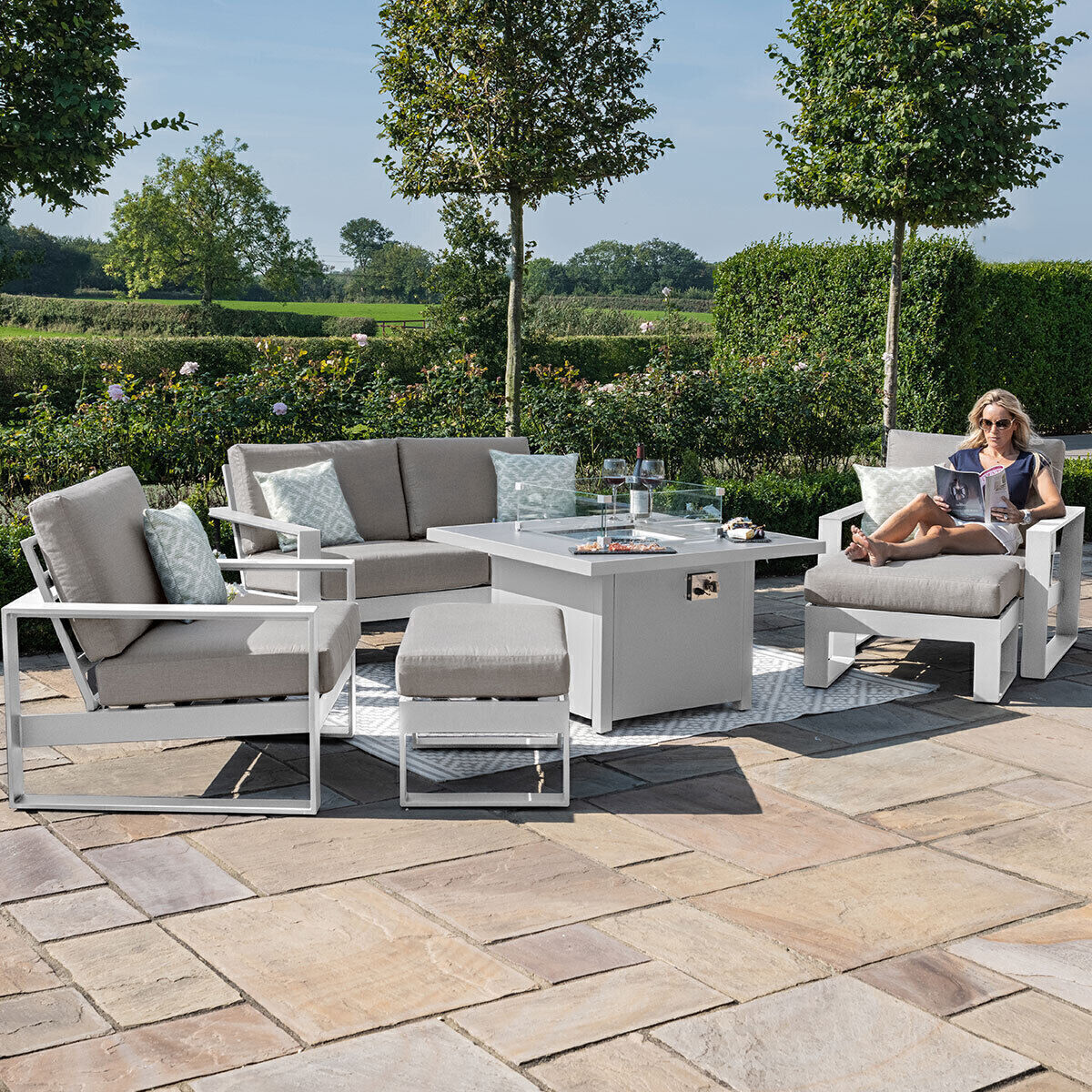 Homeflair -Amalfi 2 Seat Aluminium Sofa Set