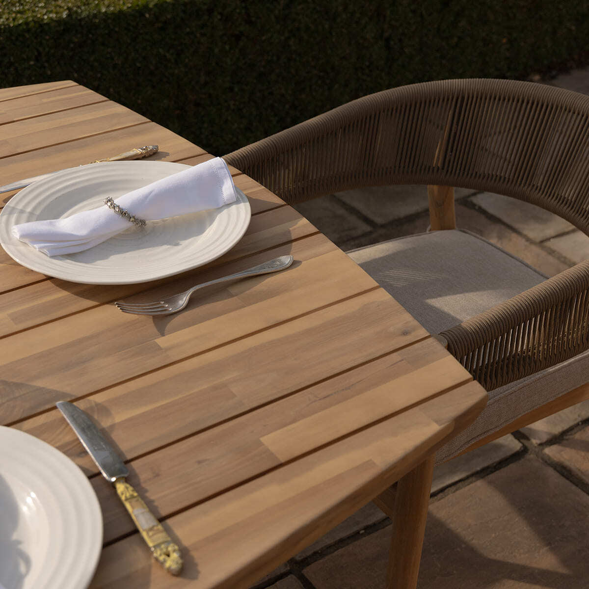 Homeflair - Porto Rope Weave 8 Seat Rectangular Dining Set