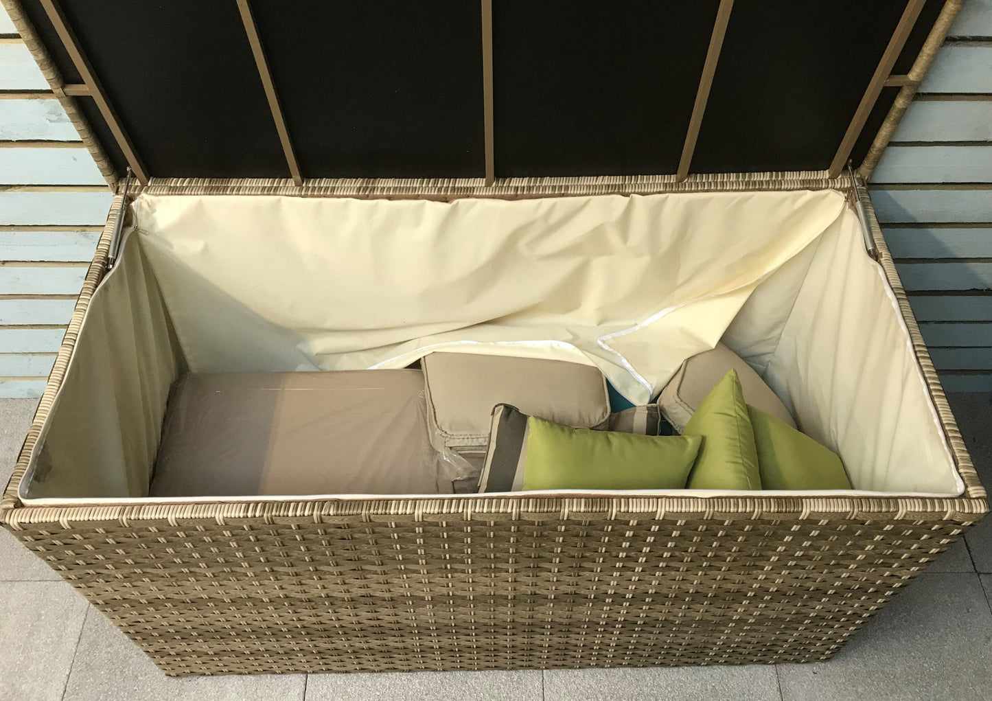 Rattan Medium Cushion Box in 3 Wicker Caramel Weave | Cush0101