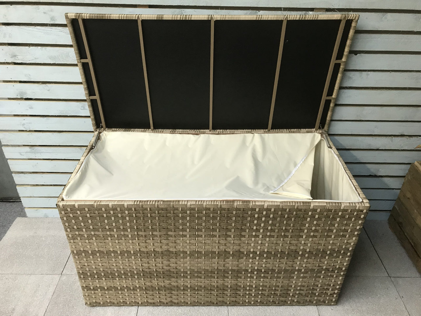 Rattan Medium Cushion Box in 3 Wicker Caramel Weave | Cush0101
