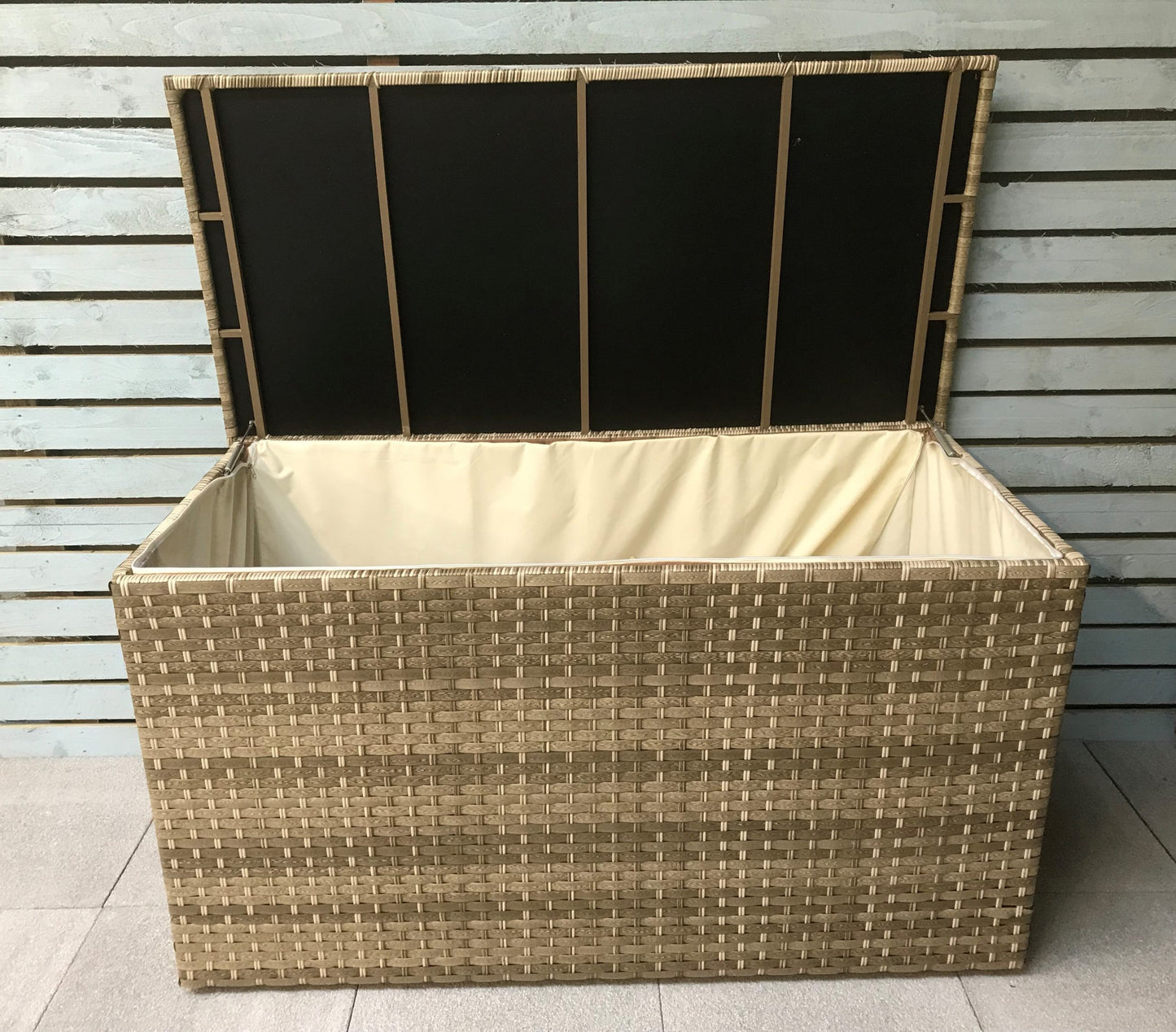 Rattan Medium Cushion Box in 3 Wicker Caramel Weave | Cush0101