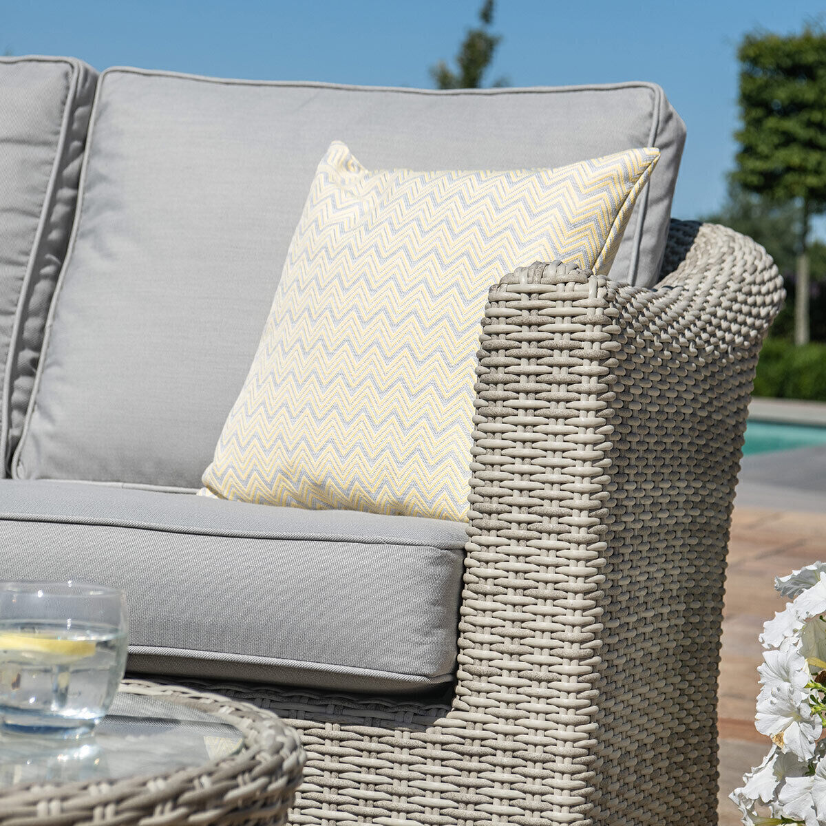 Homeflair - Oxford Deluxe Large Rattan Corner Dining Set