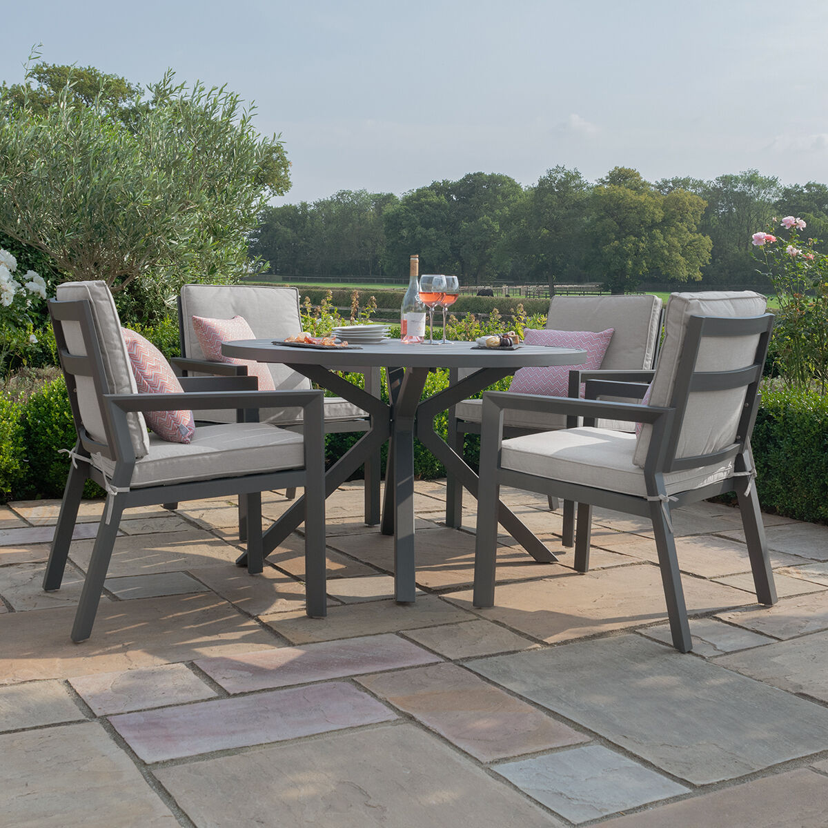 Homeflair - New York Dining Set - Dove Grey