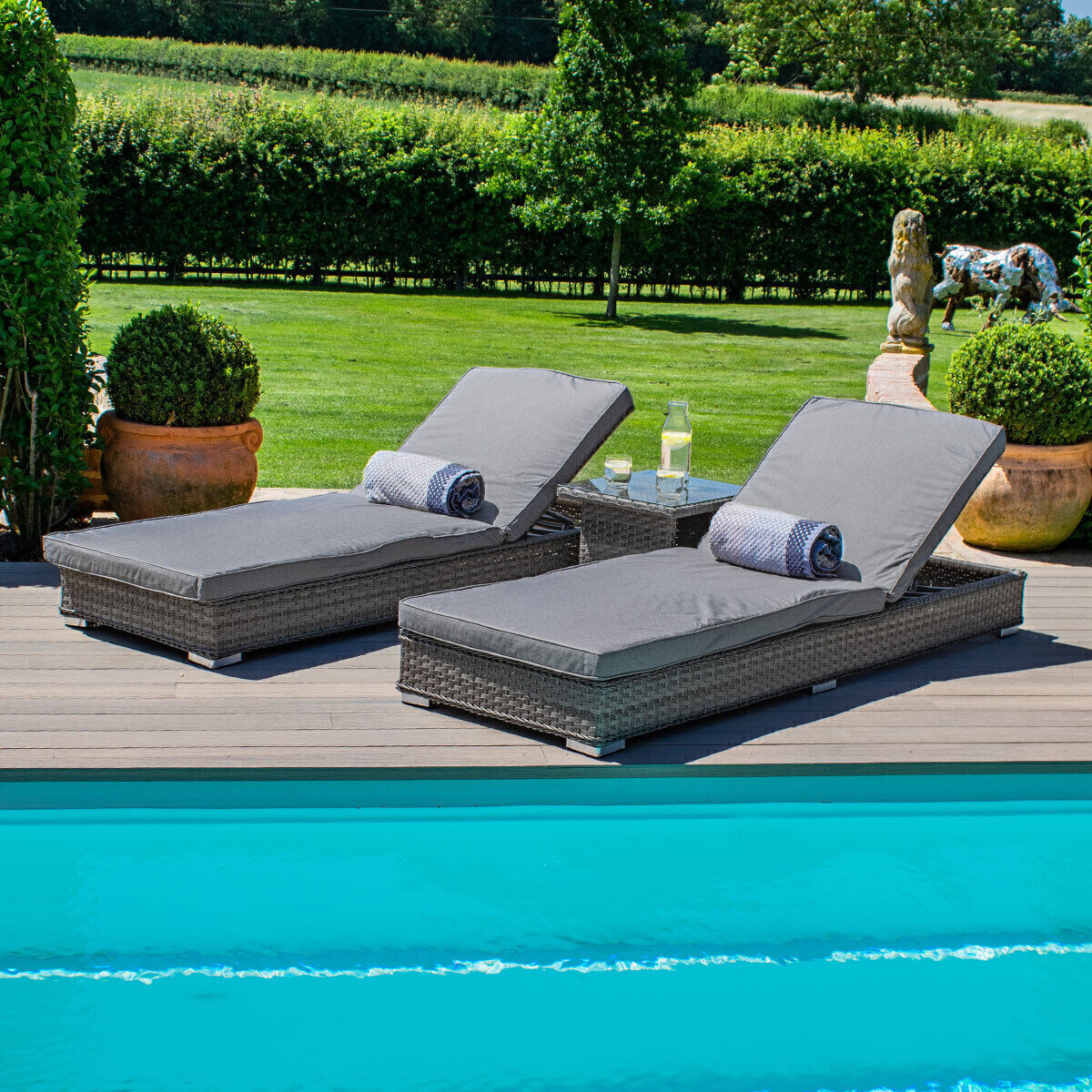 Homeflair - Victoria Rattan Sunlounger Set