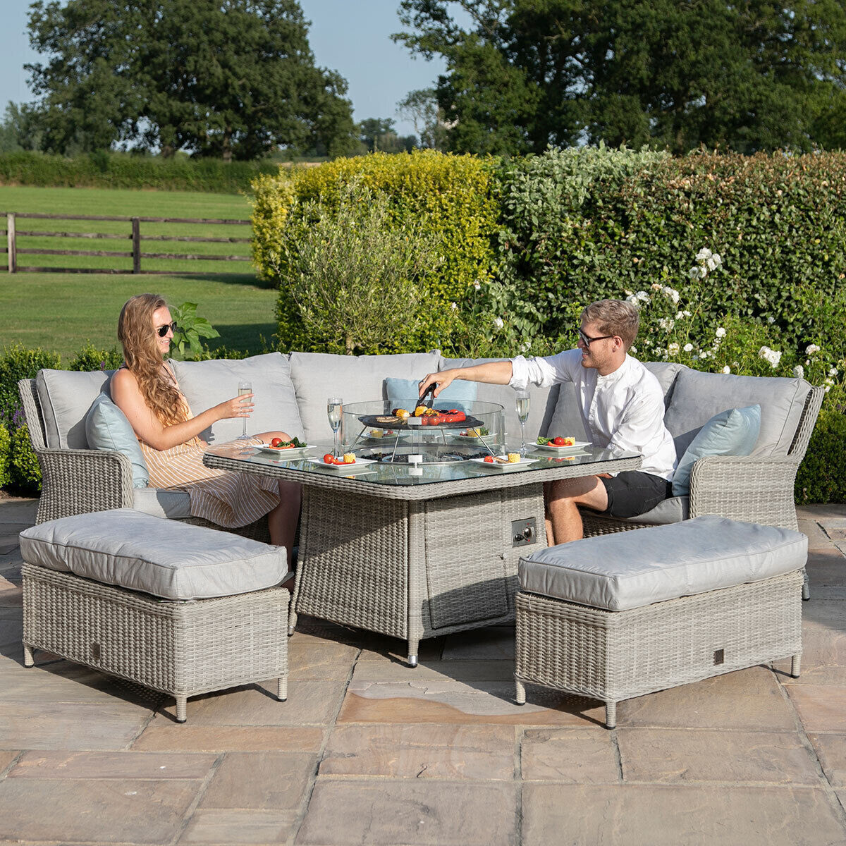 Homeflair - Oxford Royal Rattan Corner Dining Sofa Set