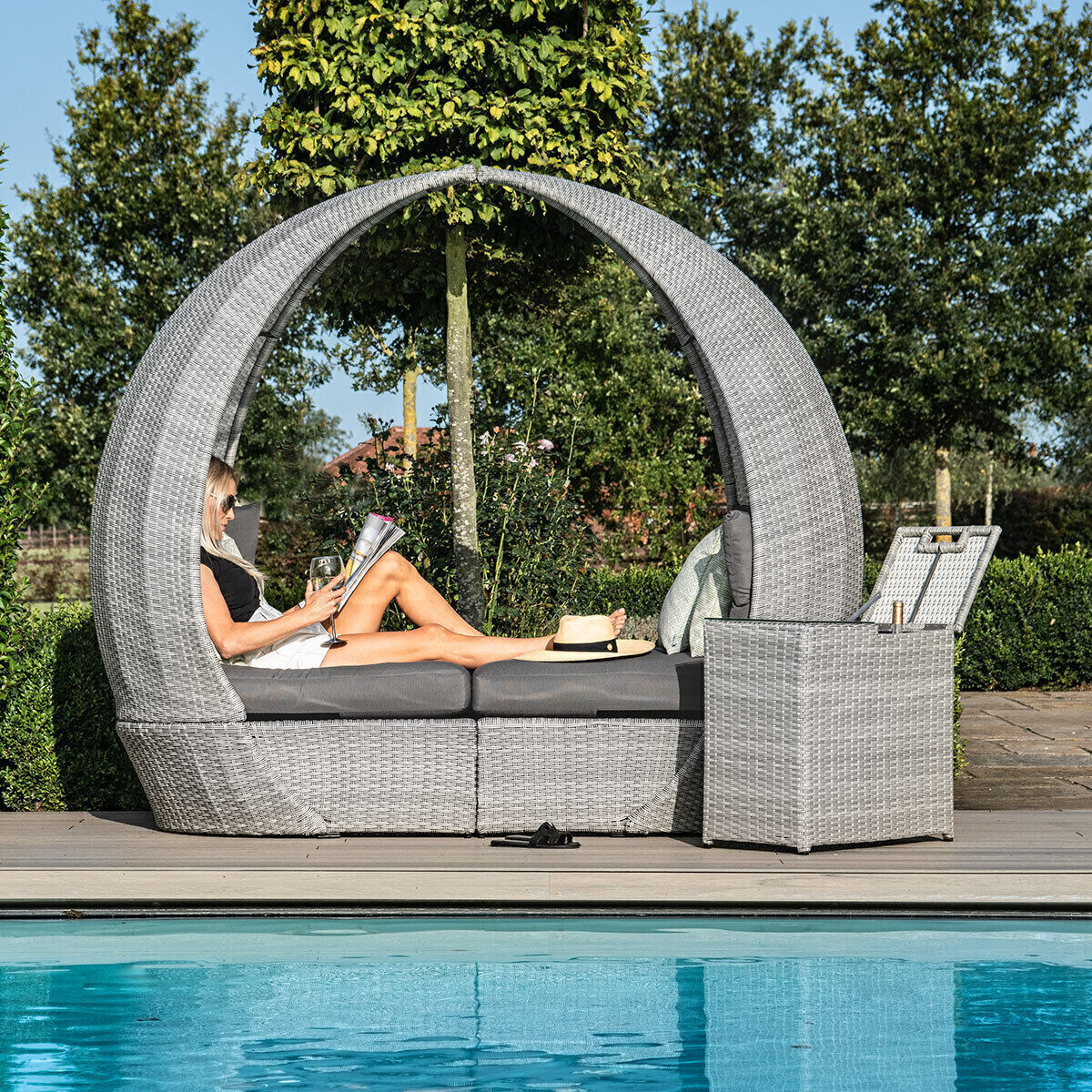 Homeflair - Ascot Rattan Daybed